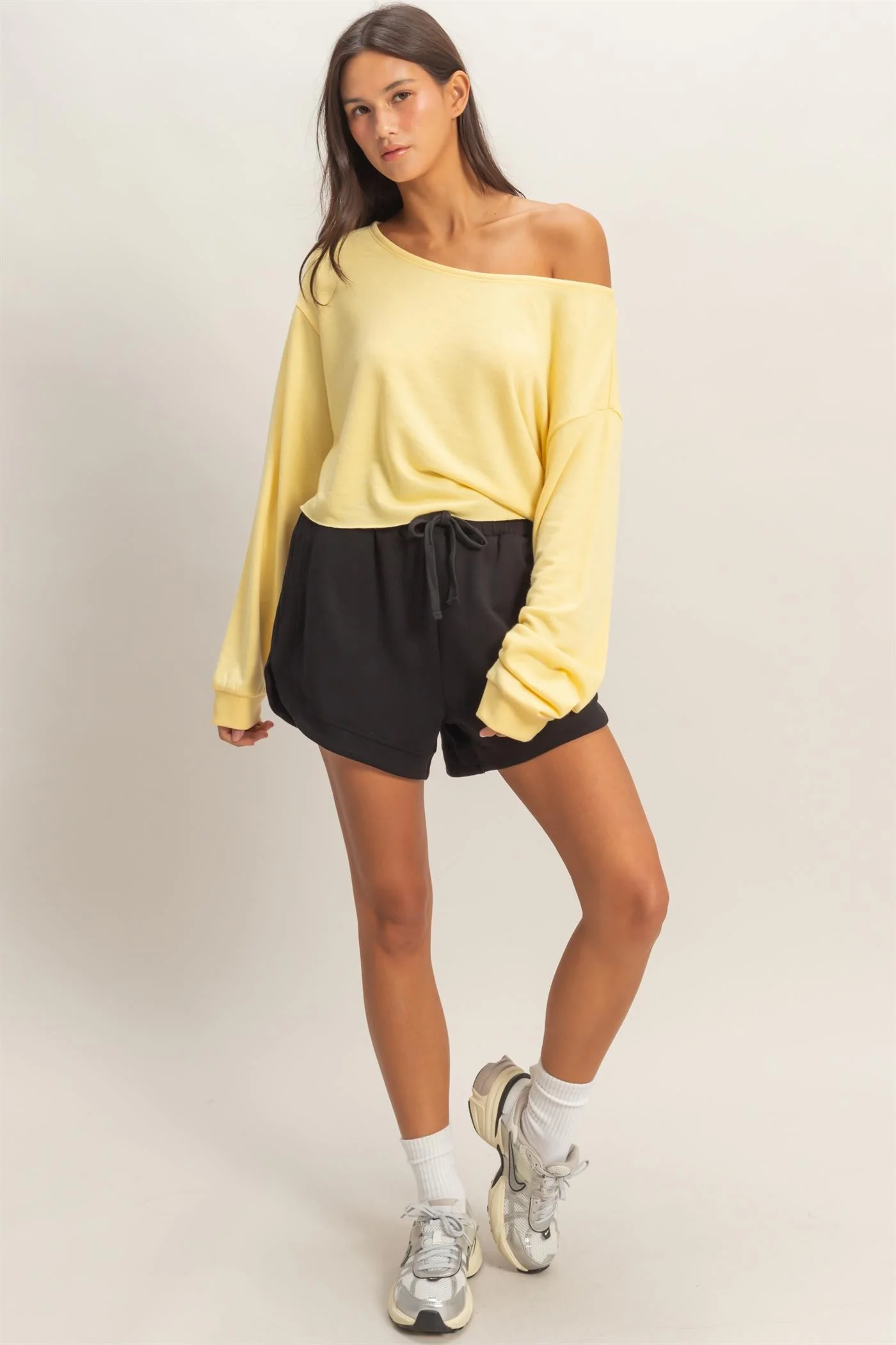 Black Drawstring Relaxed Fit Maternity Shorts - Image 6