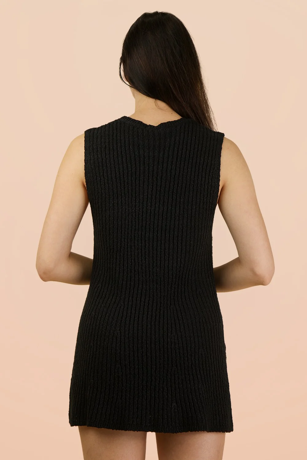Black Knit Sleeveless Top Shorts Set - Image 4