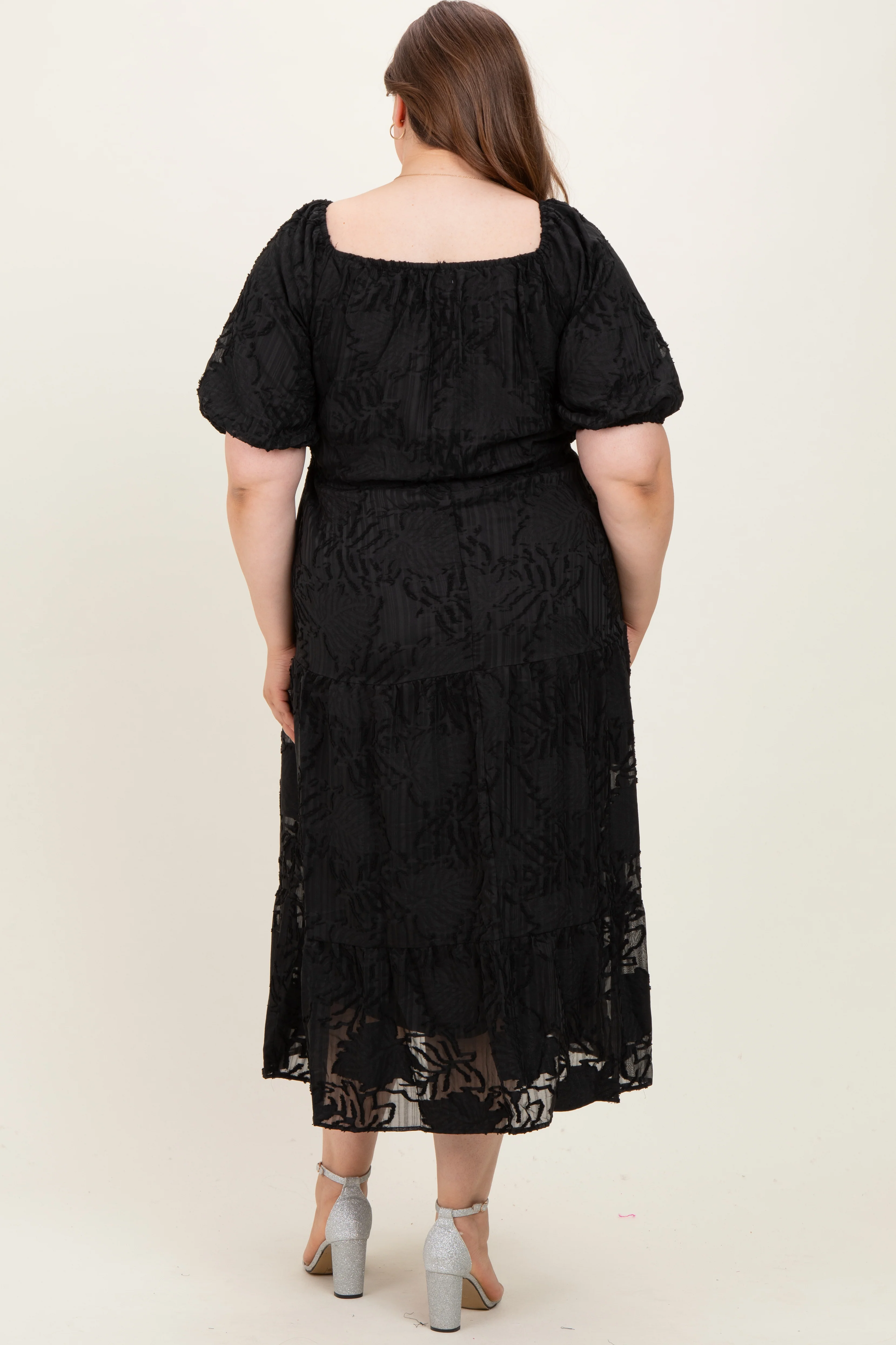 Black Leaf Textured Tiered Maternity Plus Midi Dress - Image 4