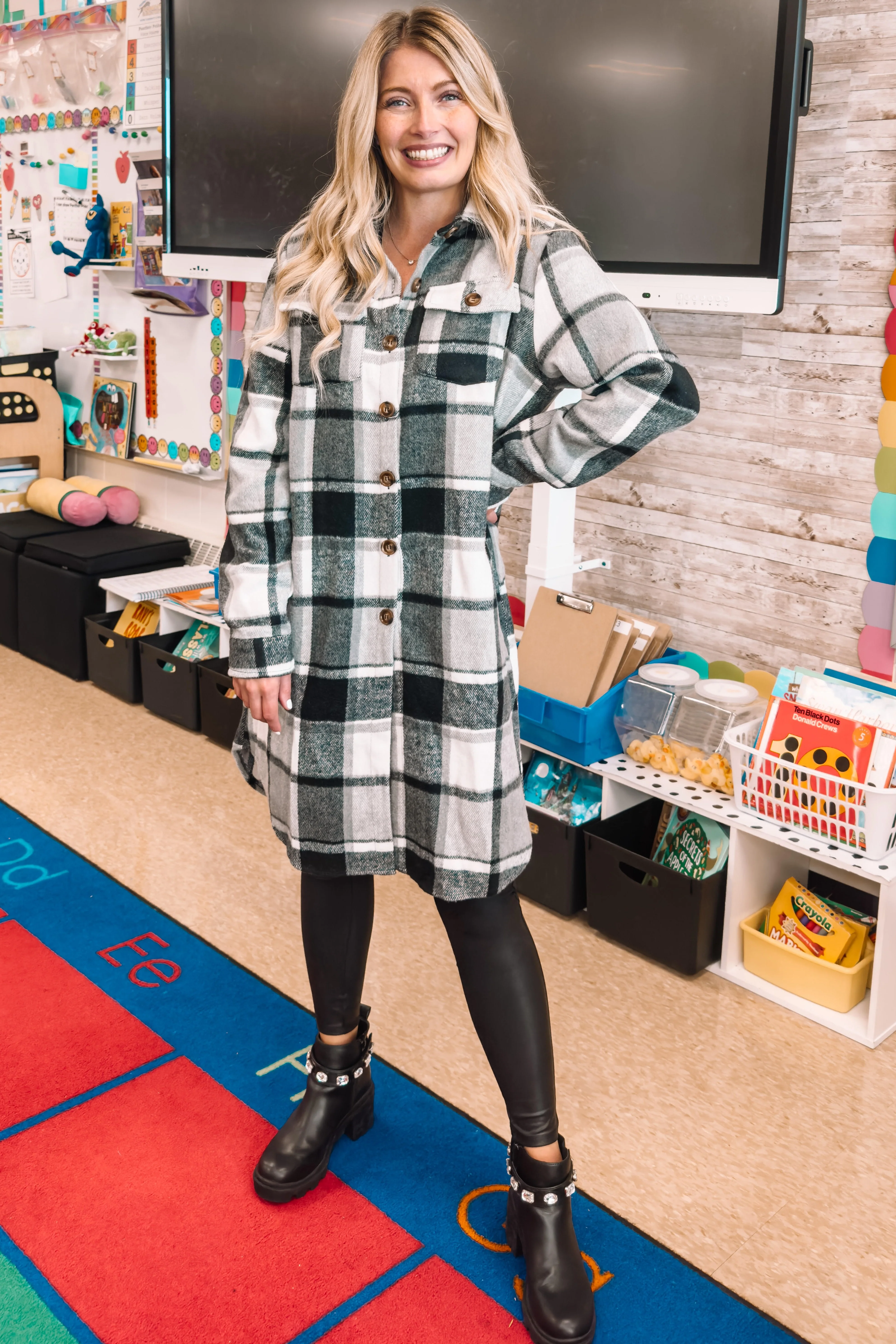 Black Plaid Fleece Long Shirt Jacket - Image 5