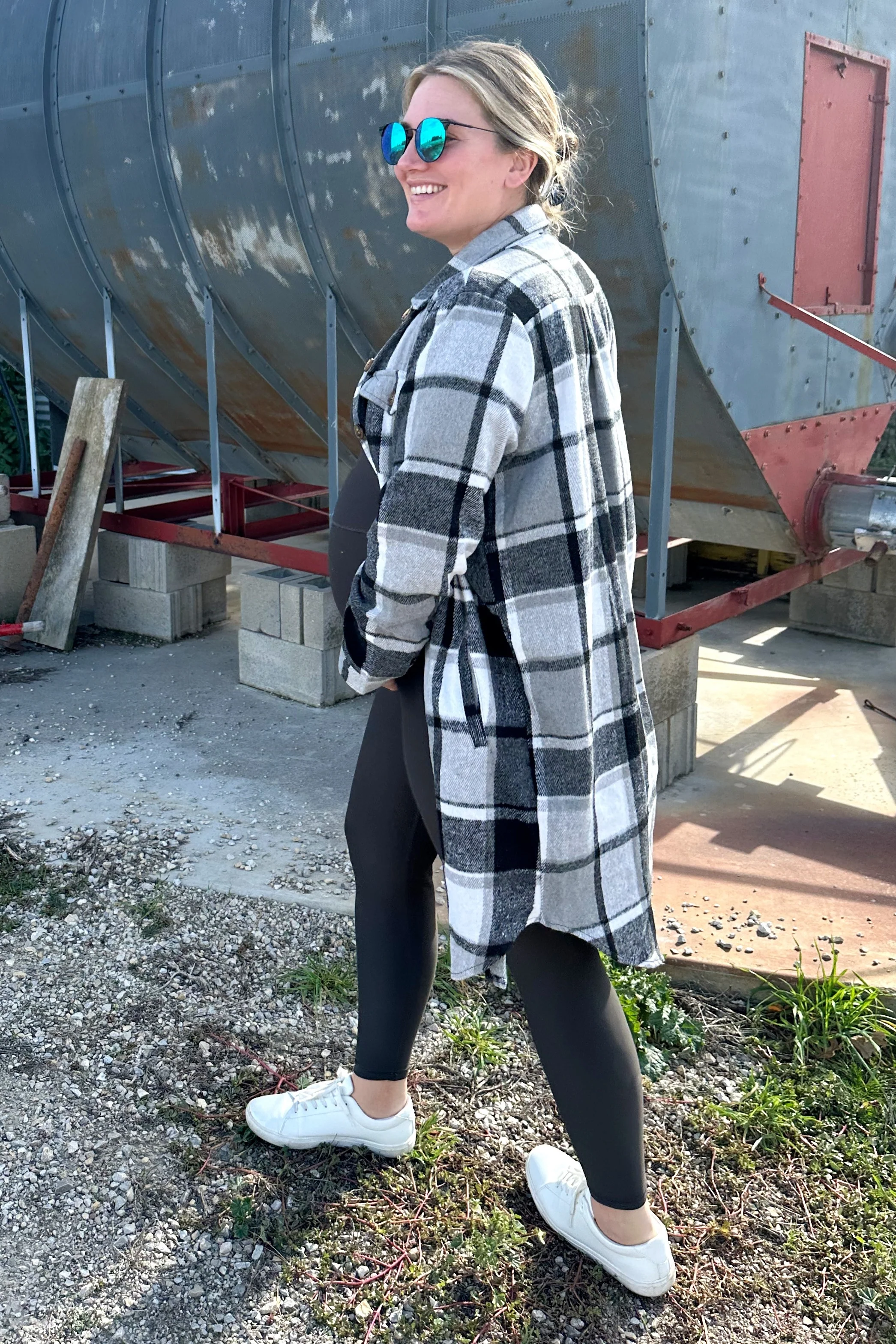 Black Plaid Fleece Maternity Long Shirt Jacket - Image 6