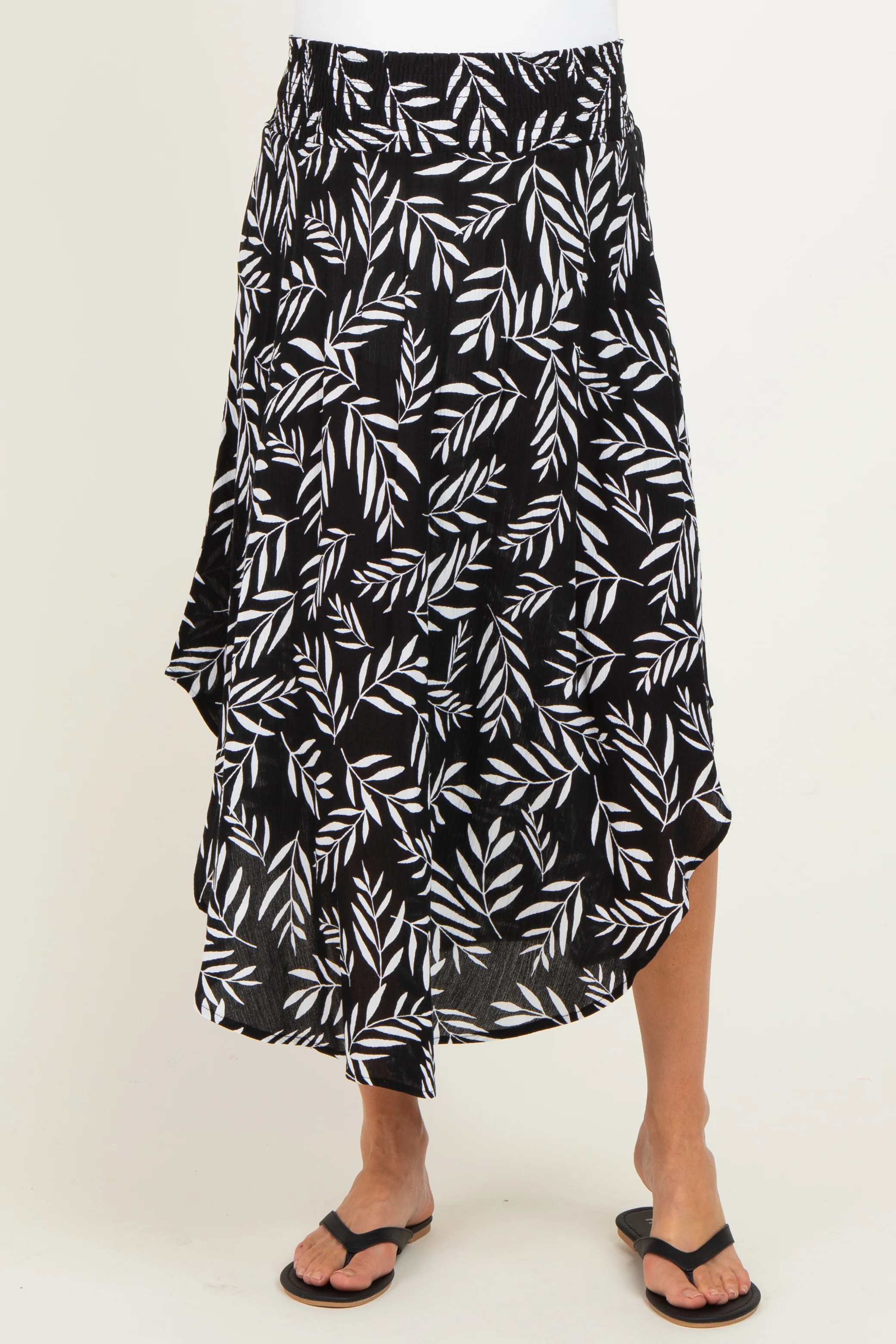 Black Printed Smocked Waistband Maternity Skirt - Image 3