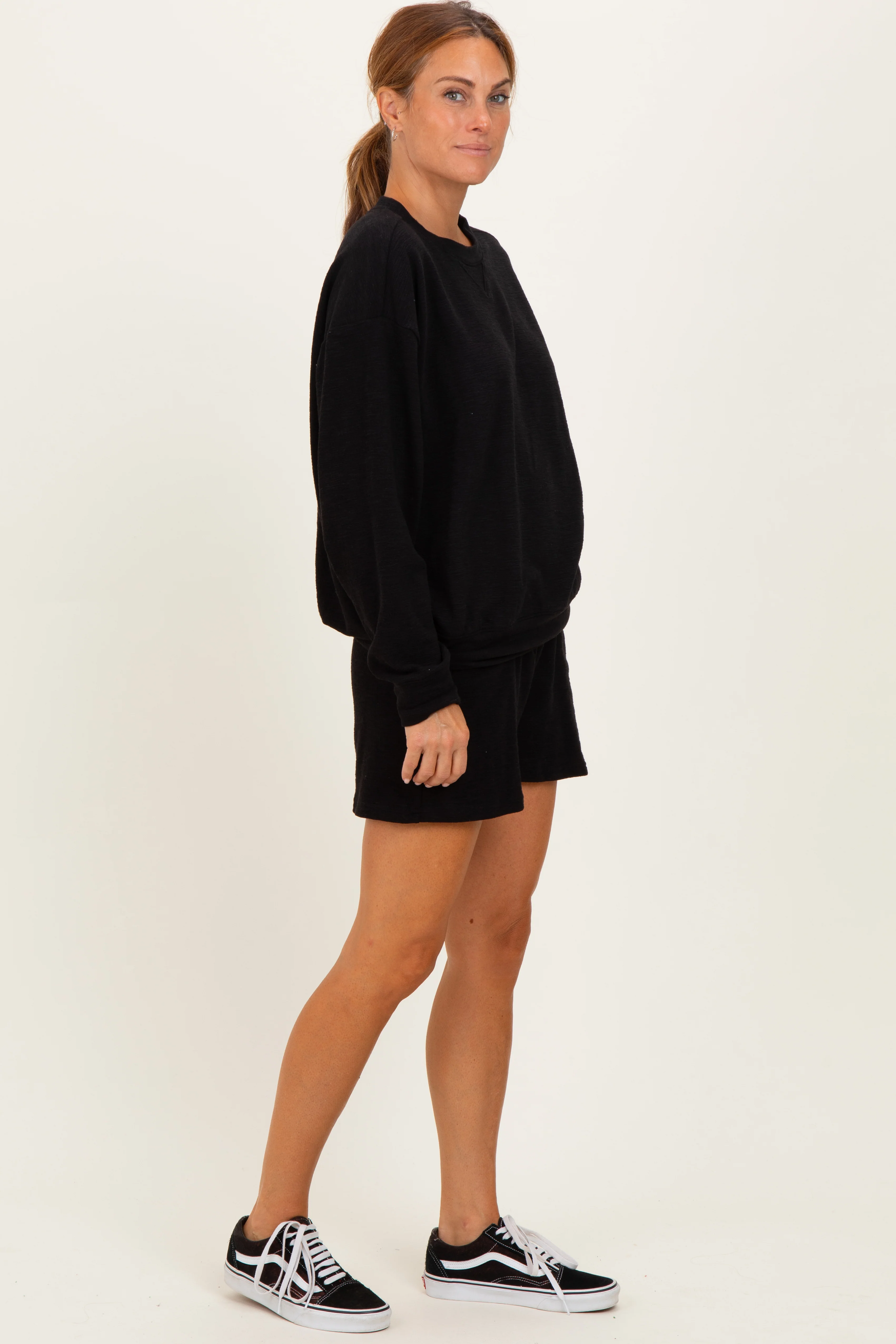 Black Pullover & Shorts Set - Image 3