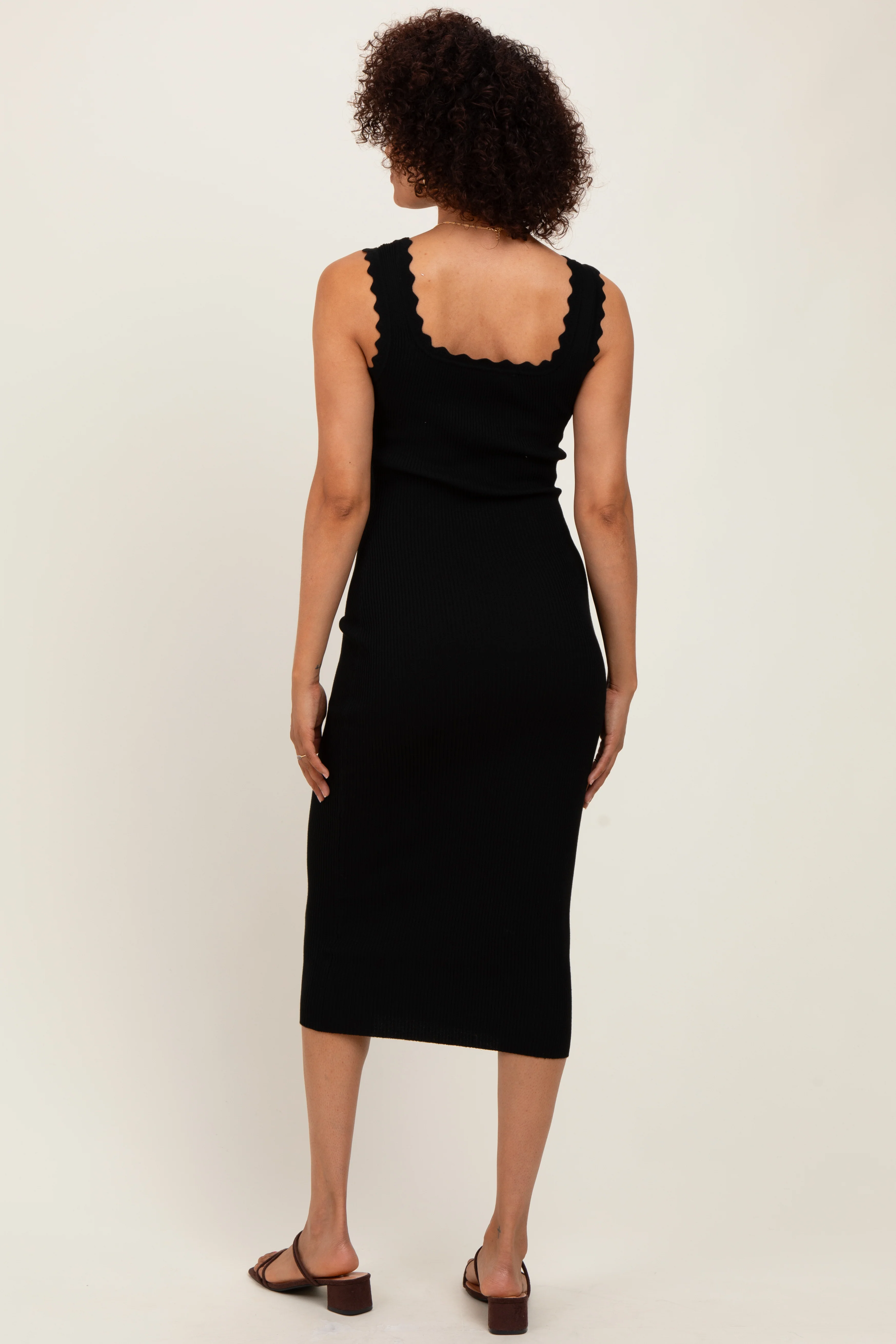 Black Scallop Trim Ribbed Knit Sleeveless Midi Dress - Image 4