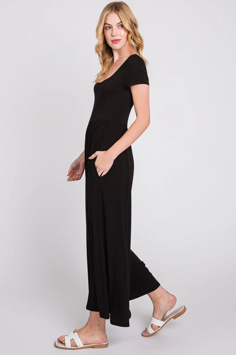 Black Short Sleeve Pocketed Jumpsuit - Image 2