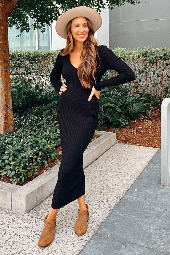 Black V-Neck Long Sleeve Fitted Maxi Dress - Image 17