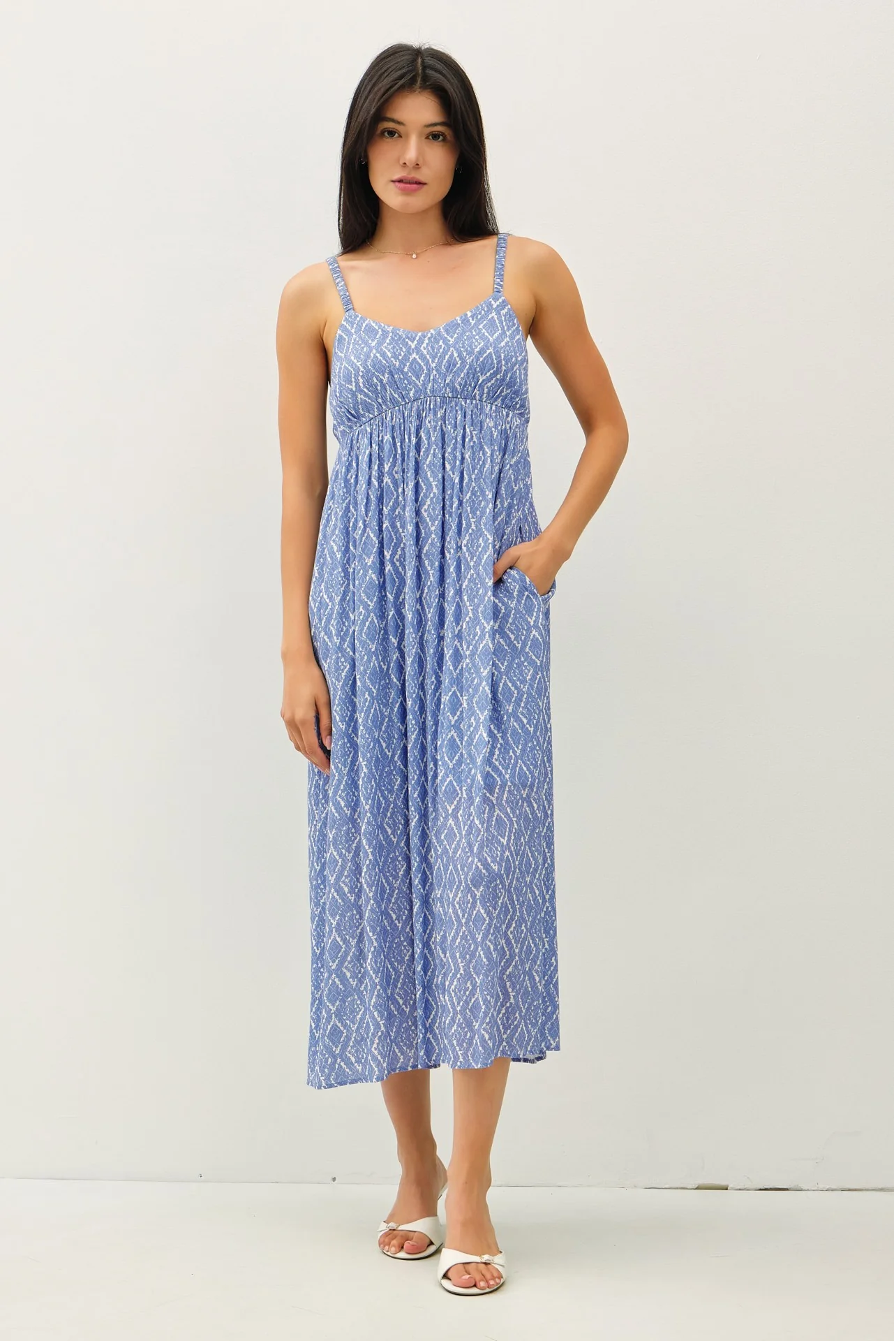Blue Printed Sleeveless Maternity Midi Dress - Image 4