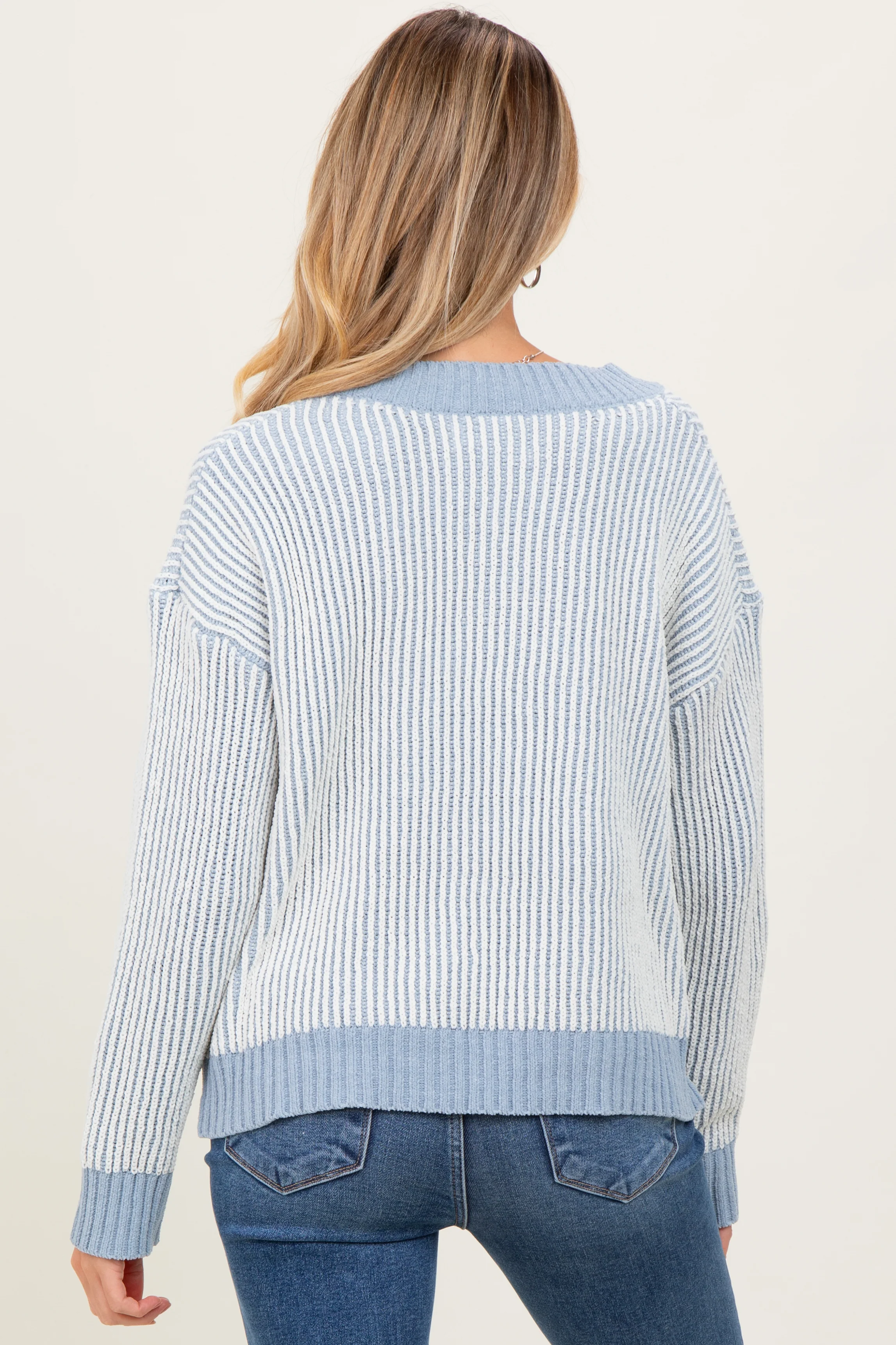 Blue Two Tone Ribbed V-Neck Chenille Maternity Sweater - Image 4