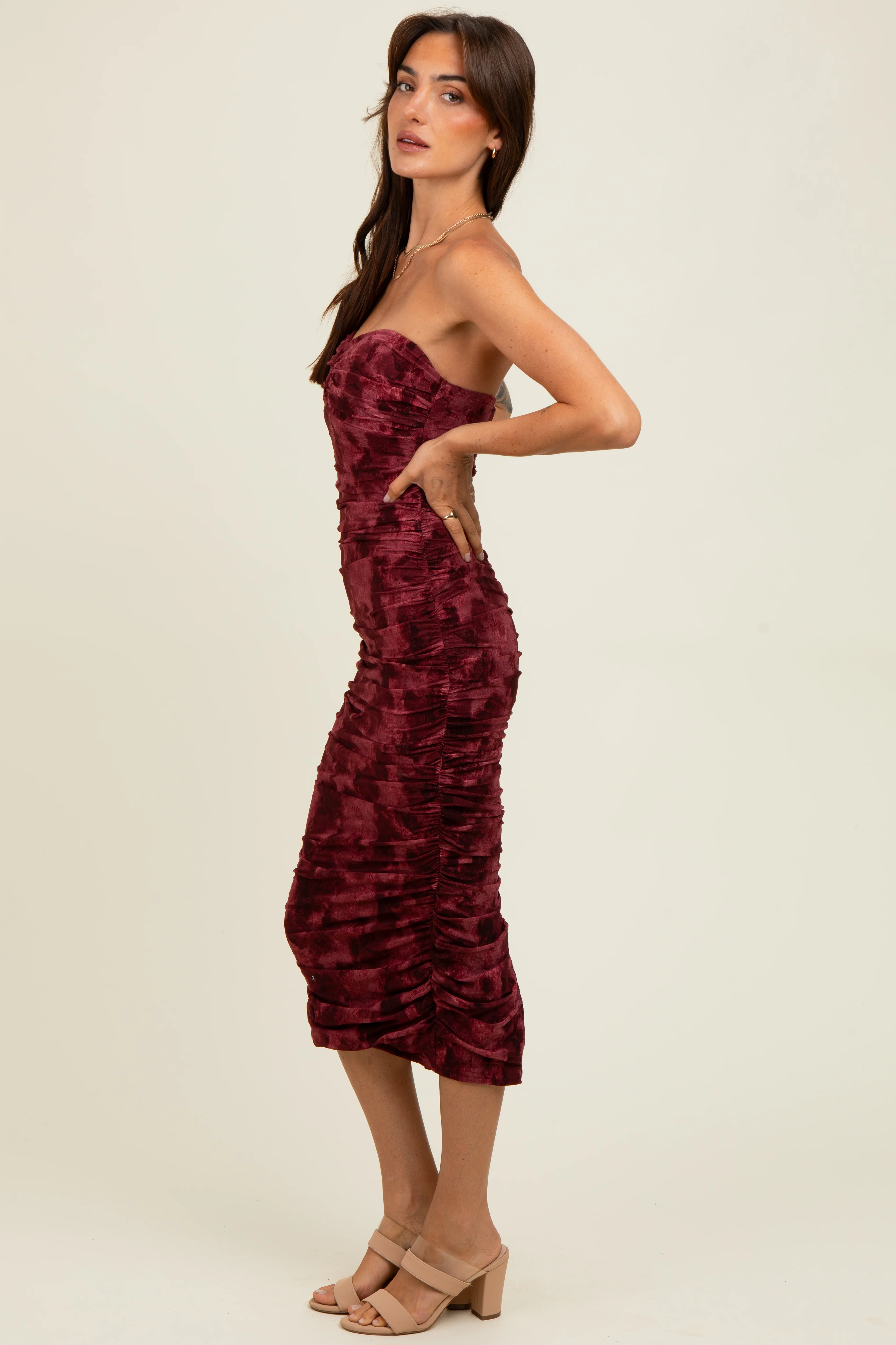 Burgundy Mesh Velvet Strapless Ruched Midi Dress - Image 3