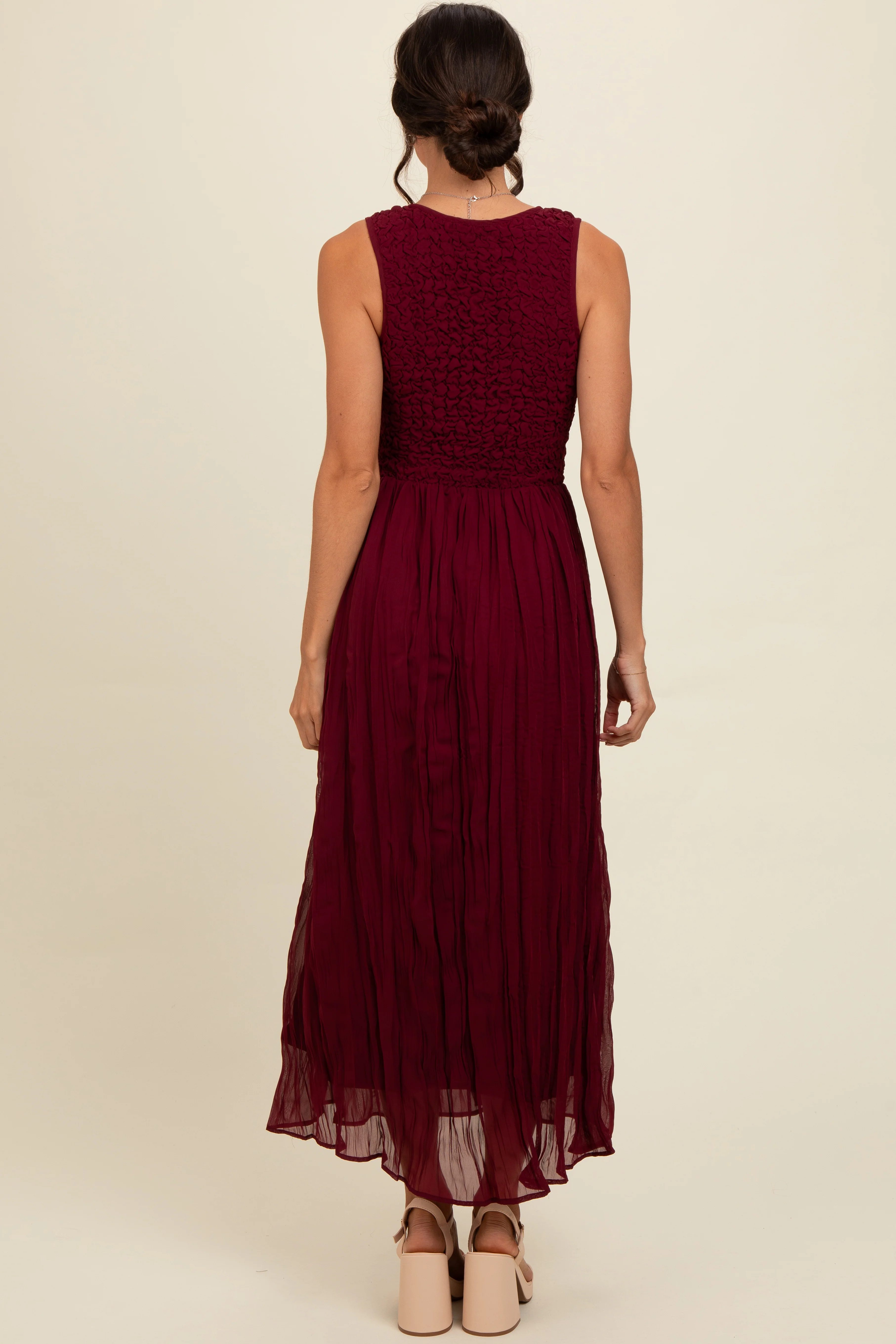 Burgundy Textured Smocked Bodice Sleeveless Maxi Dress - Image 4