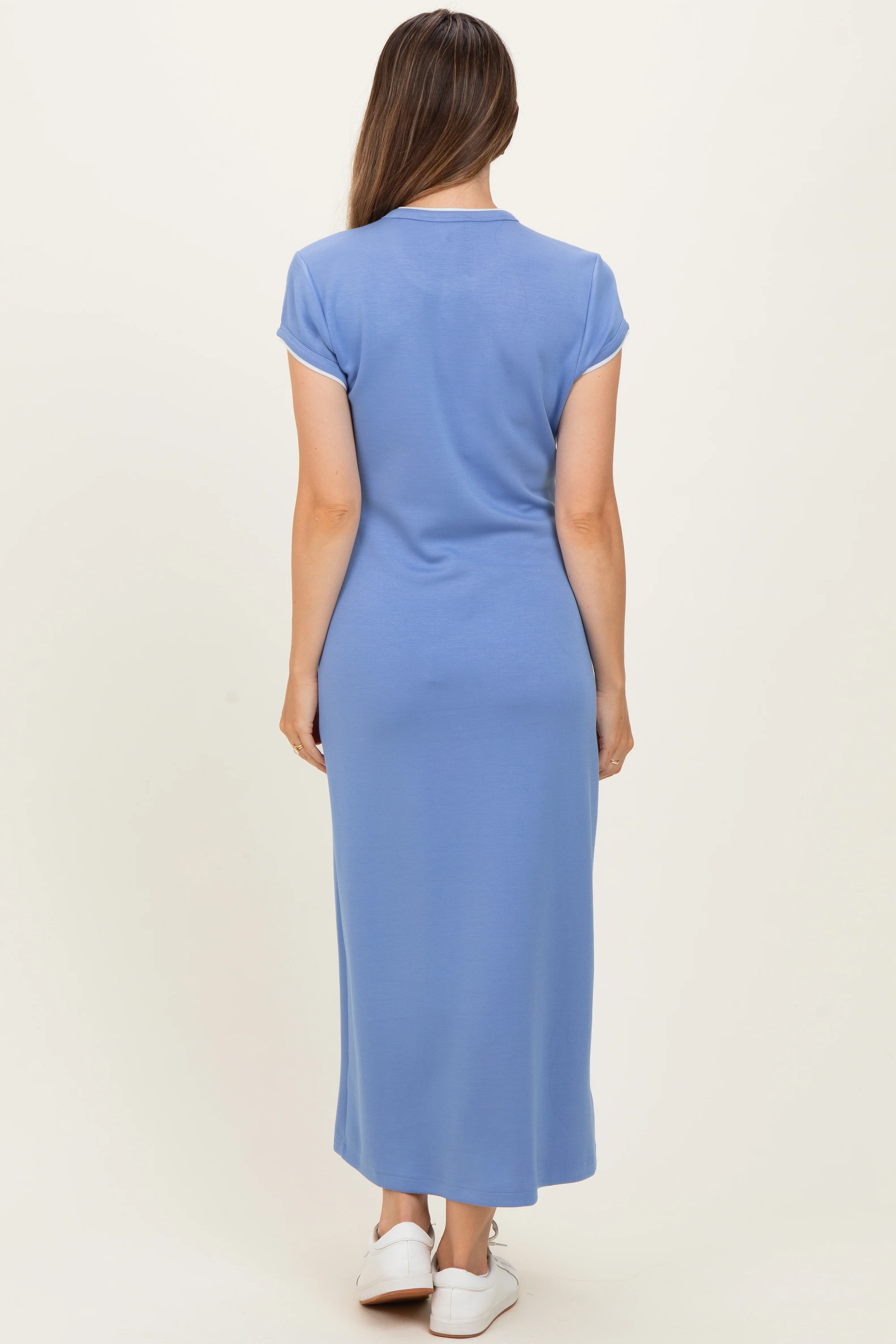 Chambray Blue Contrast Trim Short Sleeve Maternity Midi Dress - Image 3
