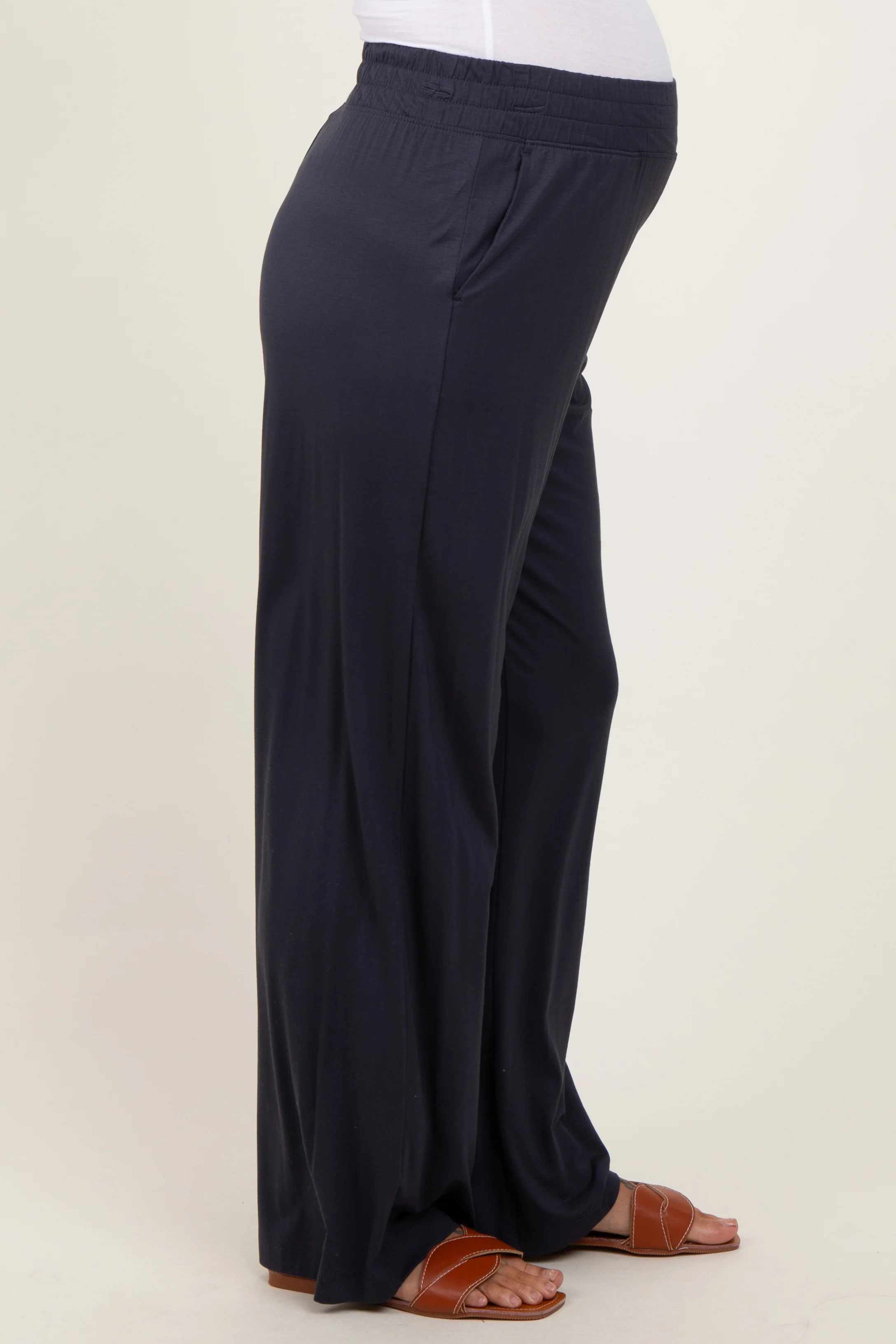 Charcoal Basic Wide Leg Pocketed Maternity Pants - Image 4