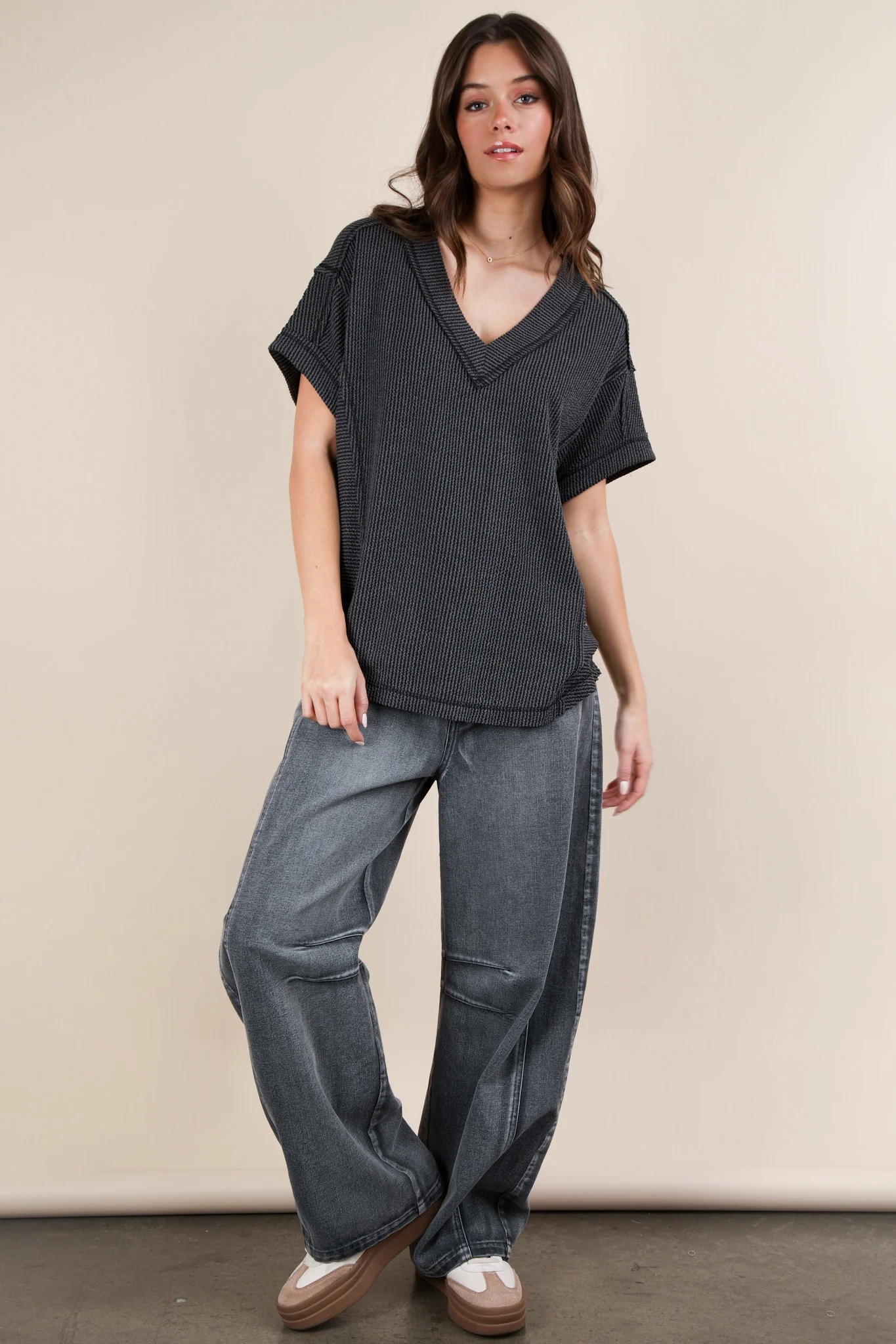 Charcoal Ribbed Raw Hem Short Sleeve Top - Image 5