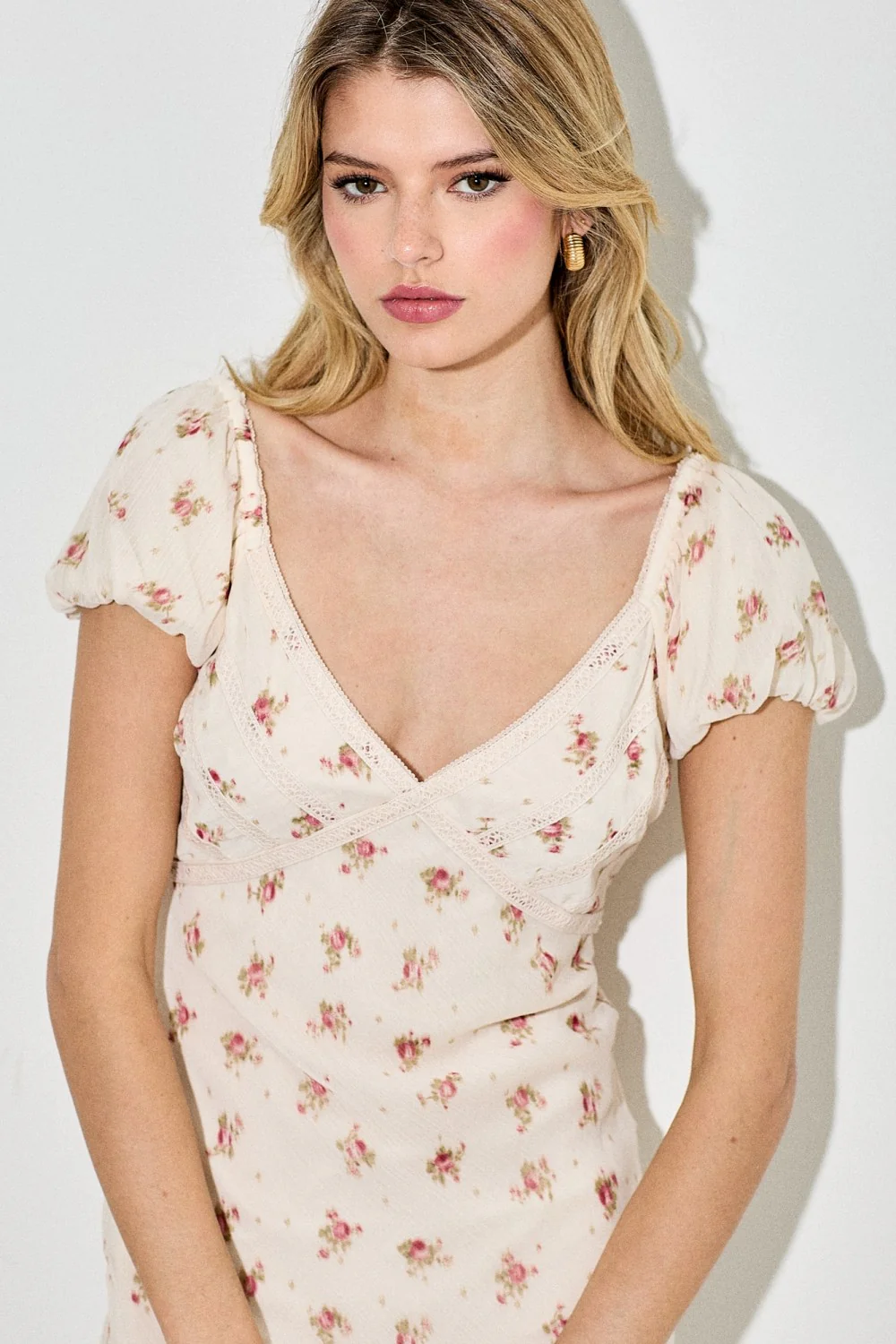 Cream Floral Chiffon Maxi Dress - Image 4