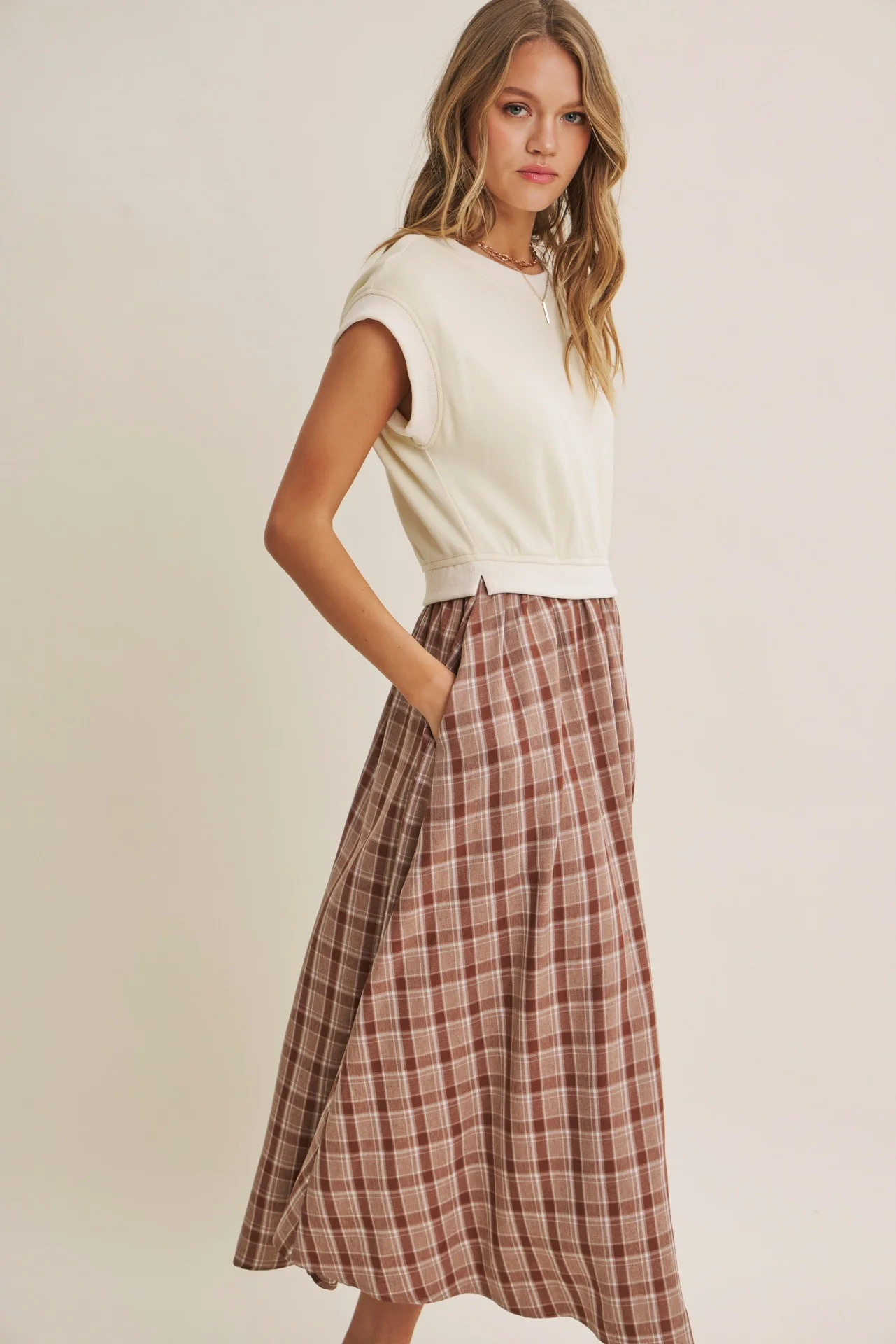 Cream/Mocha Plaid Cap Sleeve Midi Dress - Image 4