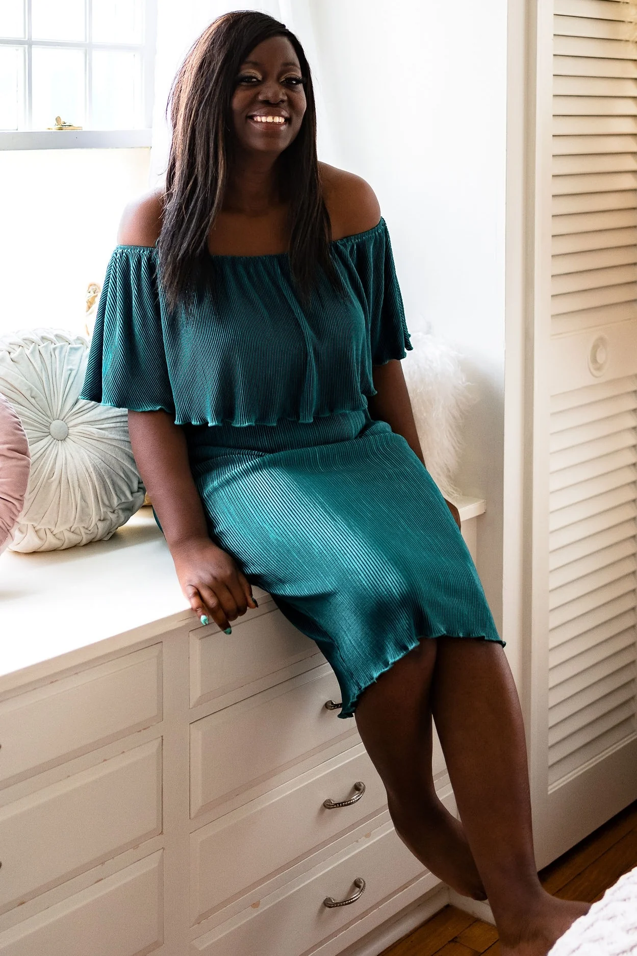 Forest Green Pleated Rib Off Shoulder Dress - Image 5