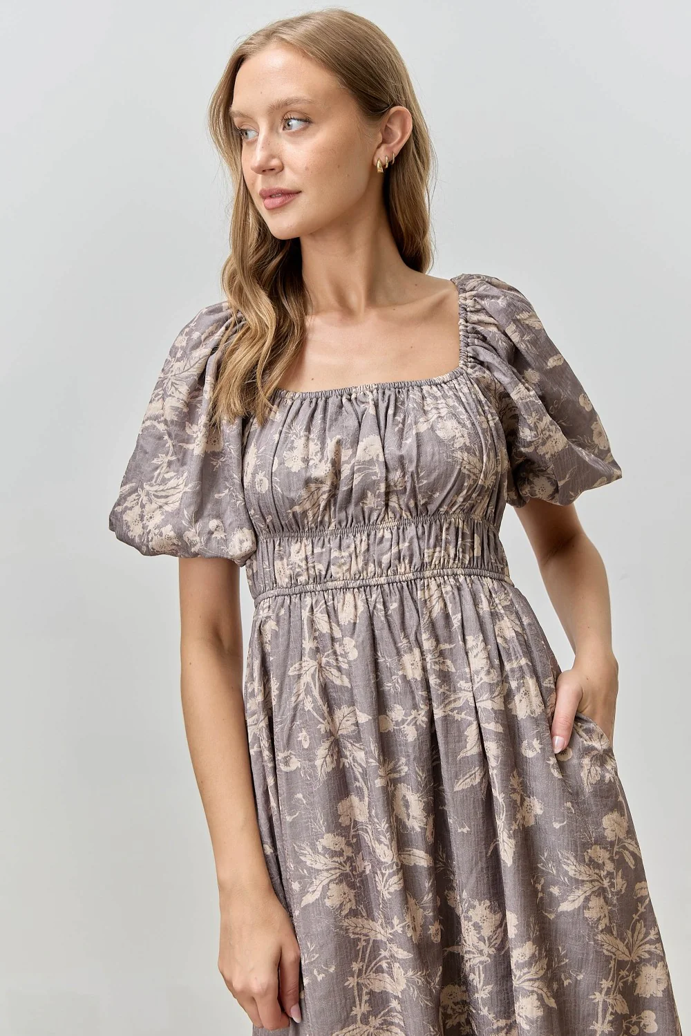 Grey Floral Puff Sleeve Smocked Waist Midi Dress - Image 4
