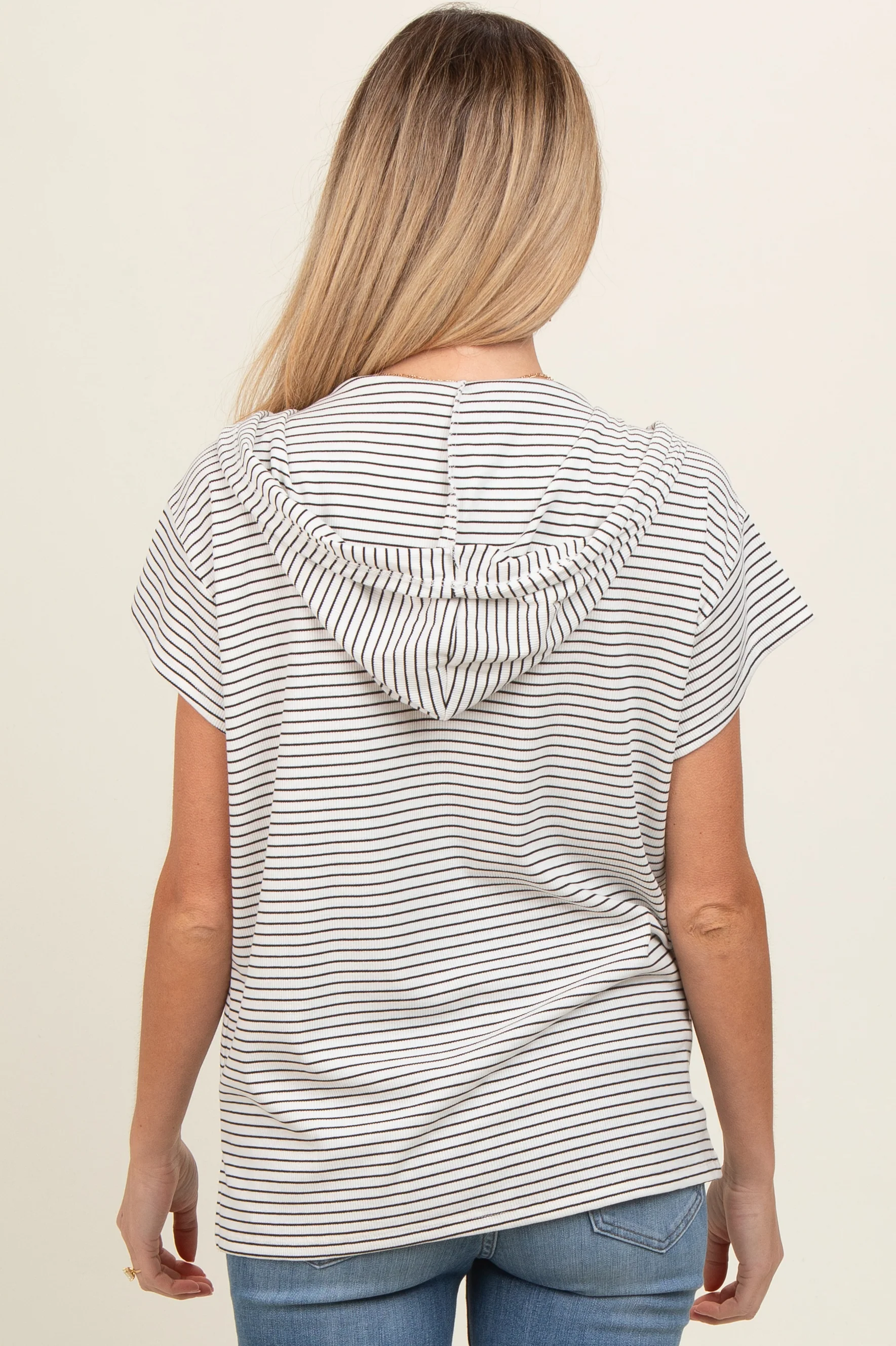 Grey Short Sleeve Maternity Hoodie - Image 4