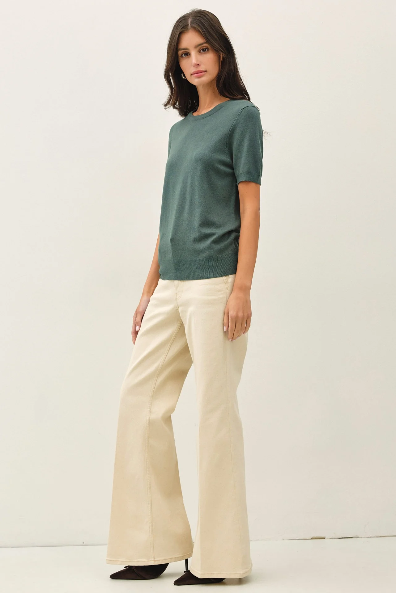 Hunter Basic Short Sleeve Sweater Top - Image 3