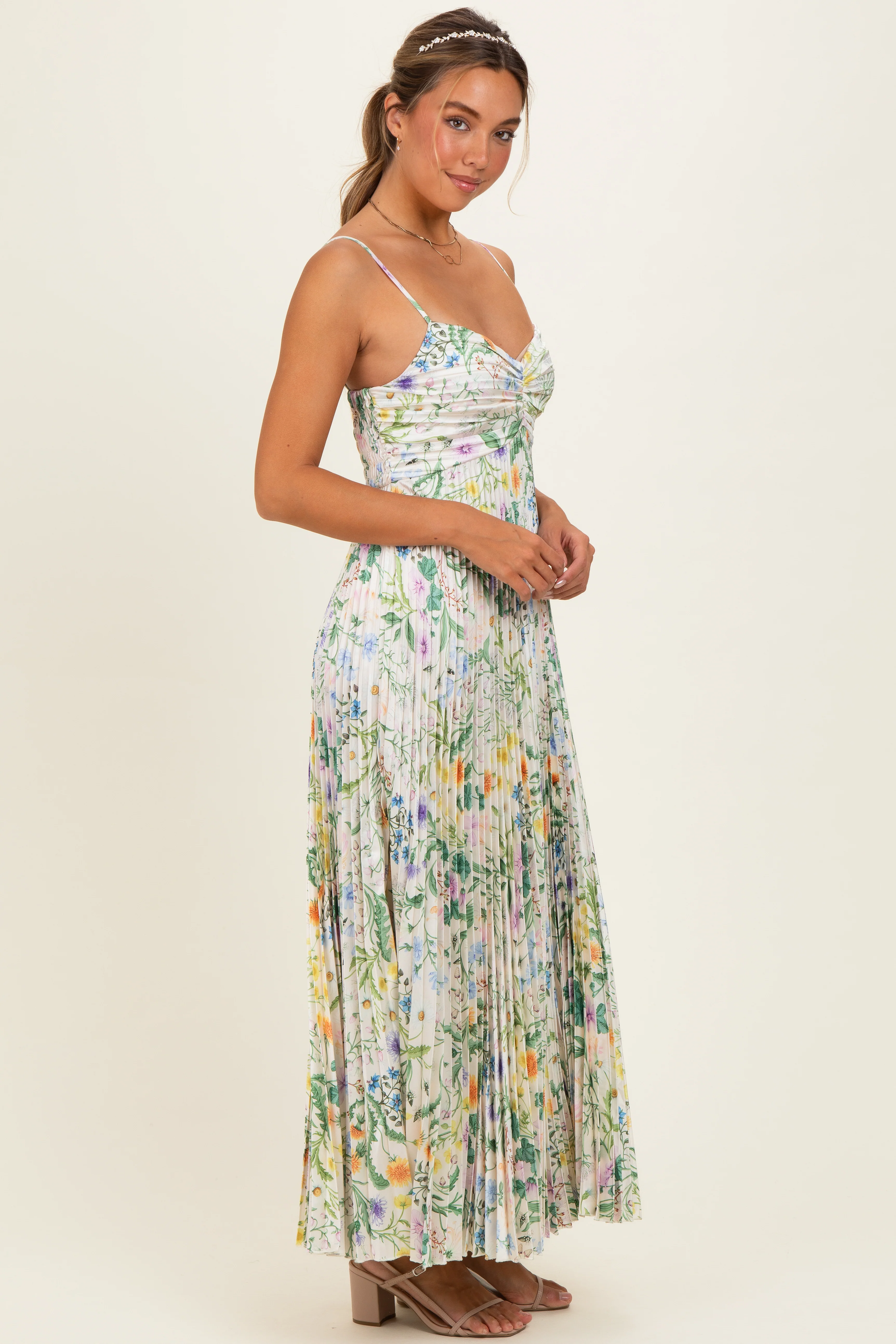 Ivory Floral Pleated Sleeveless Maxi Dress - Image 3