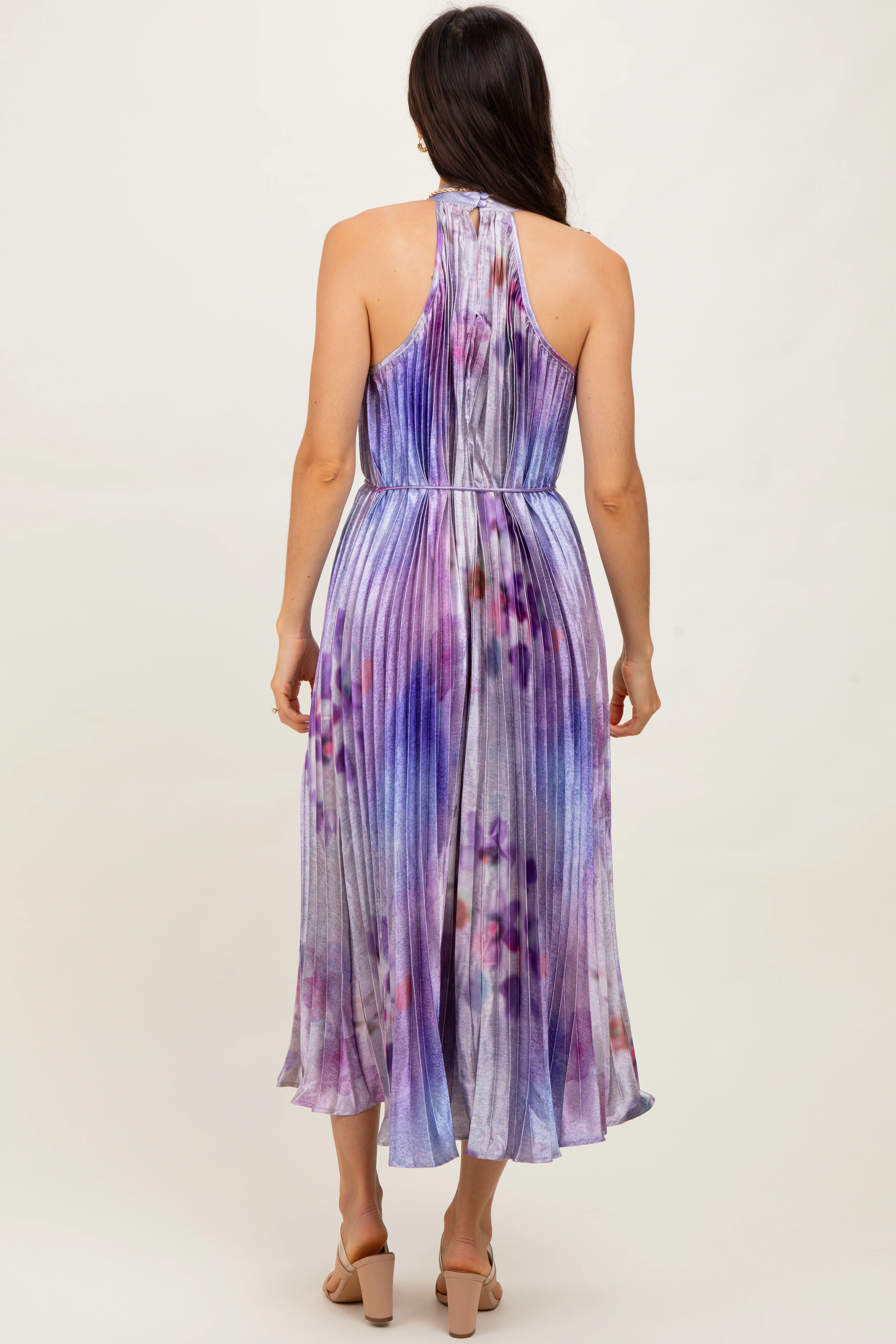 Lavender Floral Pleated Halter Midi Dress - Image 4