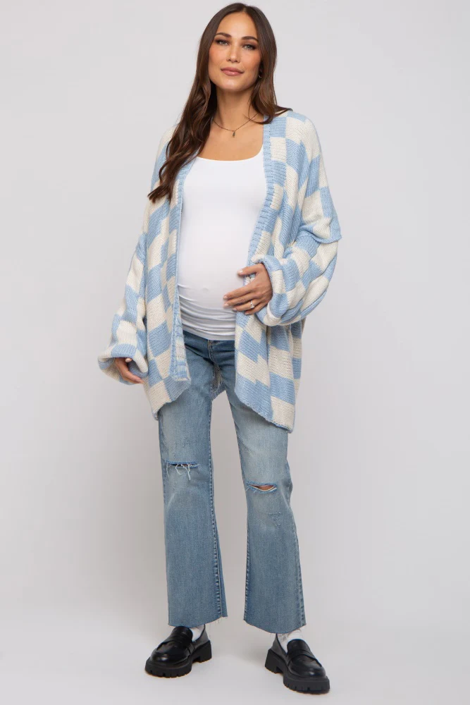 Light Blue Checkered Print Oversized Maternity Cardigan - Image 4