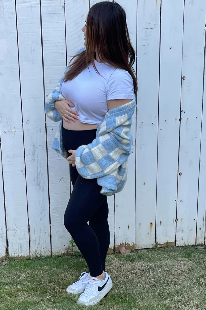 Light Blue Checkered Print Oversized Maternity Cardigan - Image 6