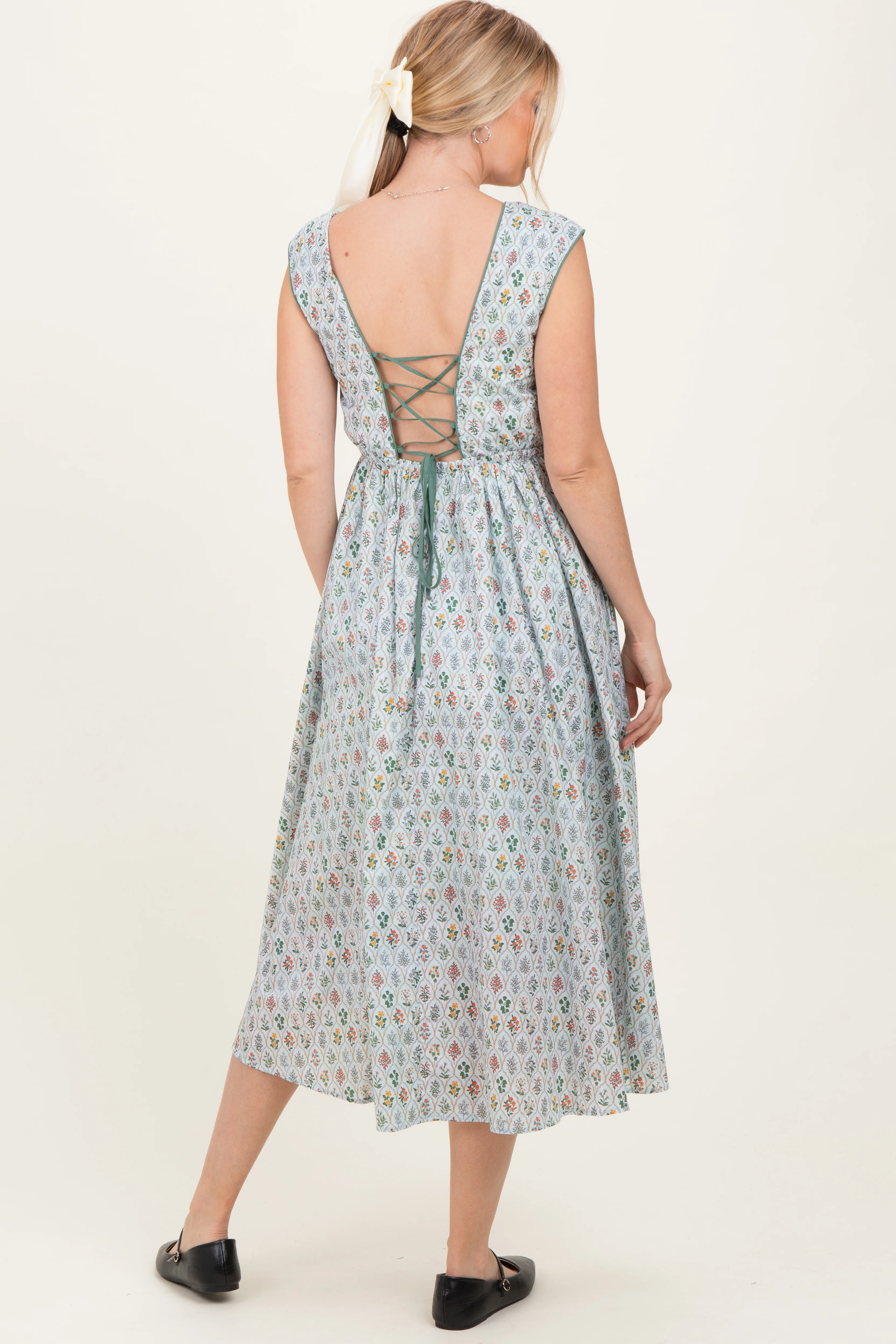Light Blue Floral Button Front Sleeveless Maxi Dress - Image 5