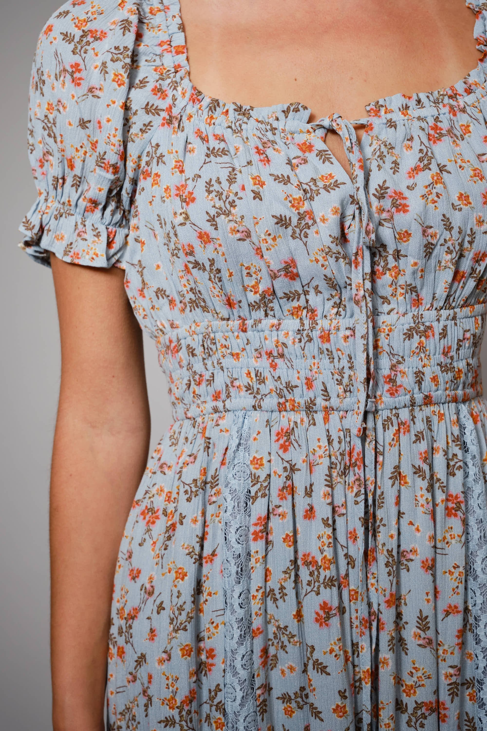 Light Blue Floral Lace Inset Puff Sleeve Maxi Dress - Image 7