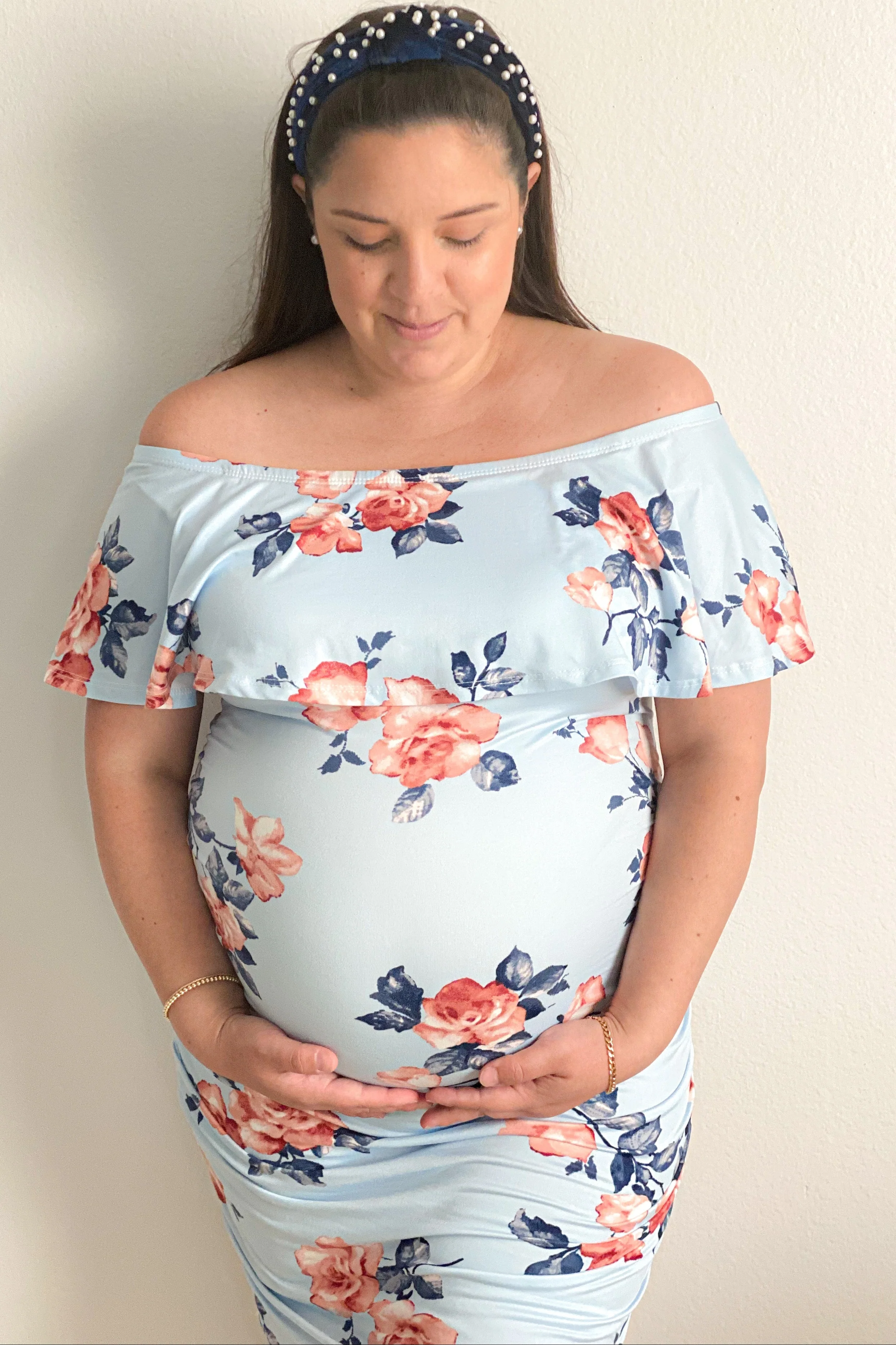 Light Blue Rose Print Ruffle Fitted Maternity Dress - Image 8