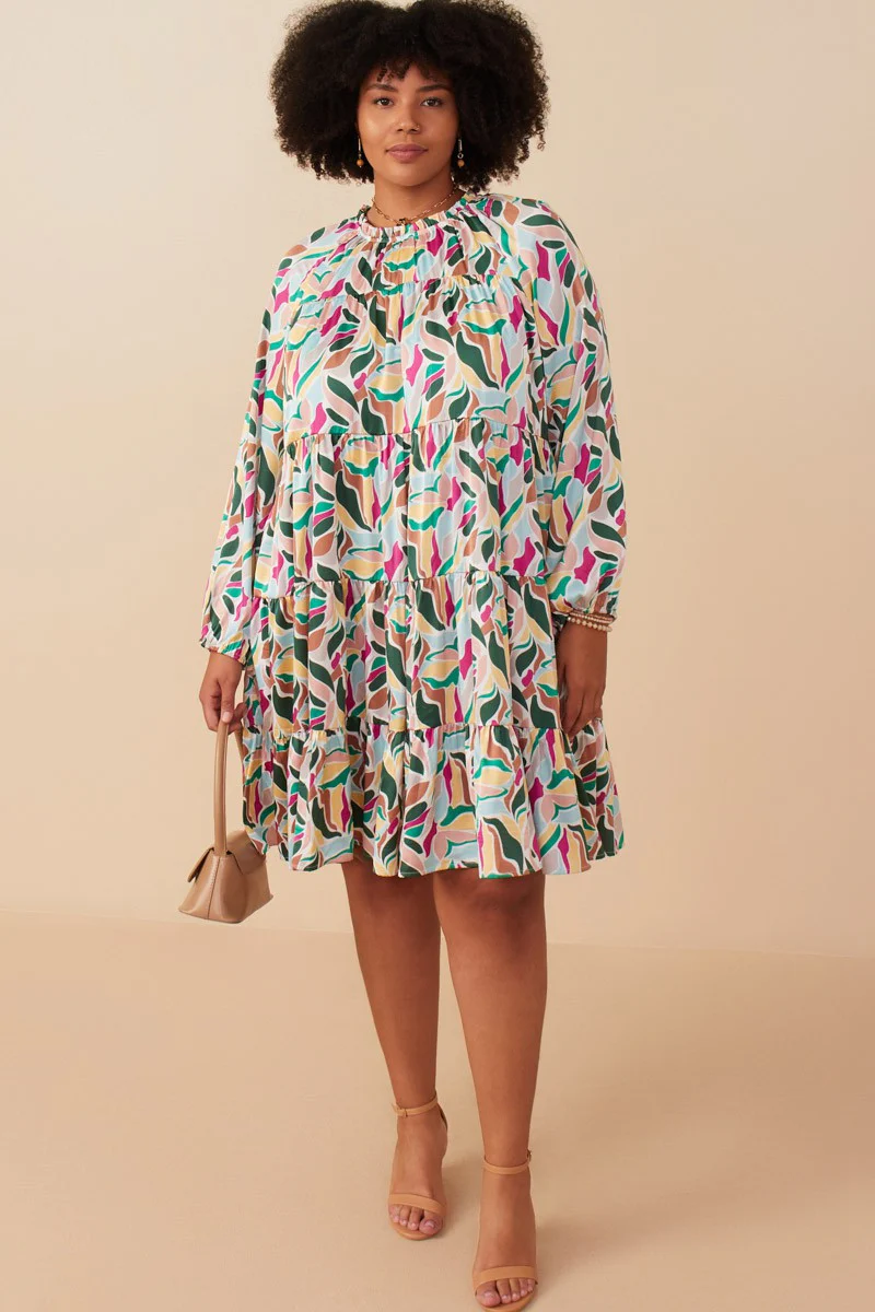 Magenta Print Satin Tiered Maternity Plus Dress - Image 5
