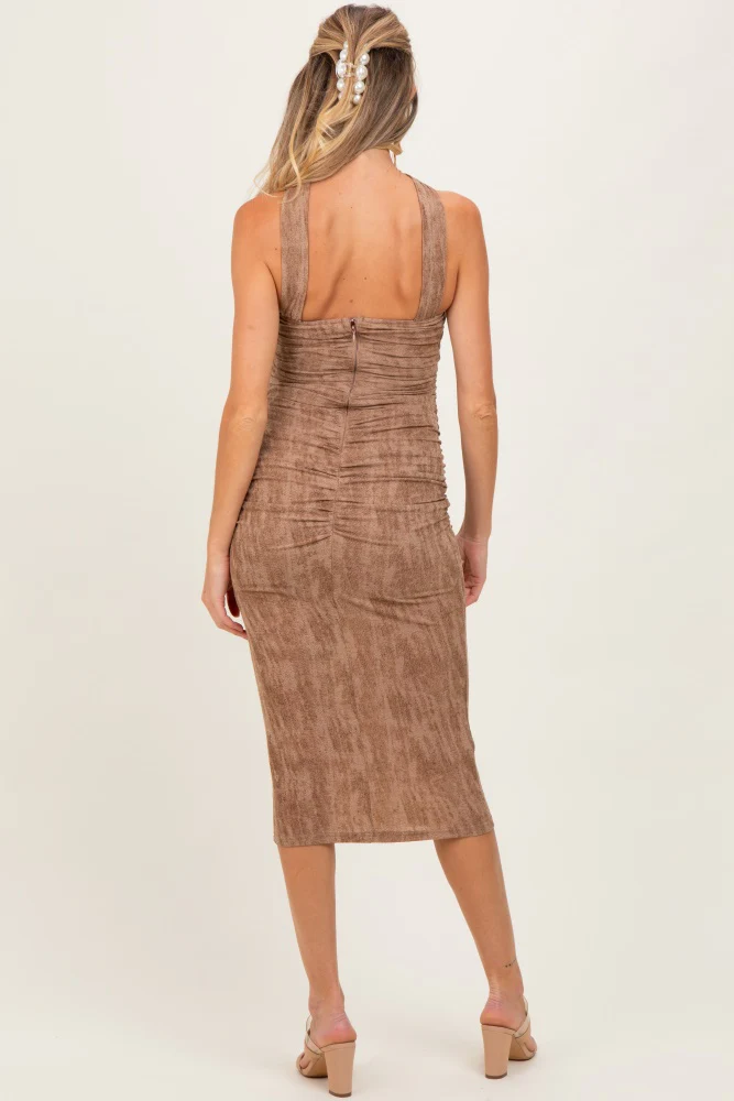 Mocha Brushed Print Ruched Maternity Midi Dress - Image 4