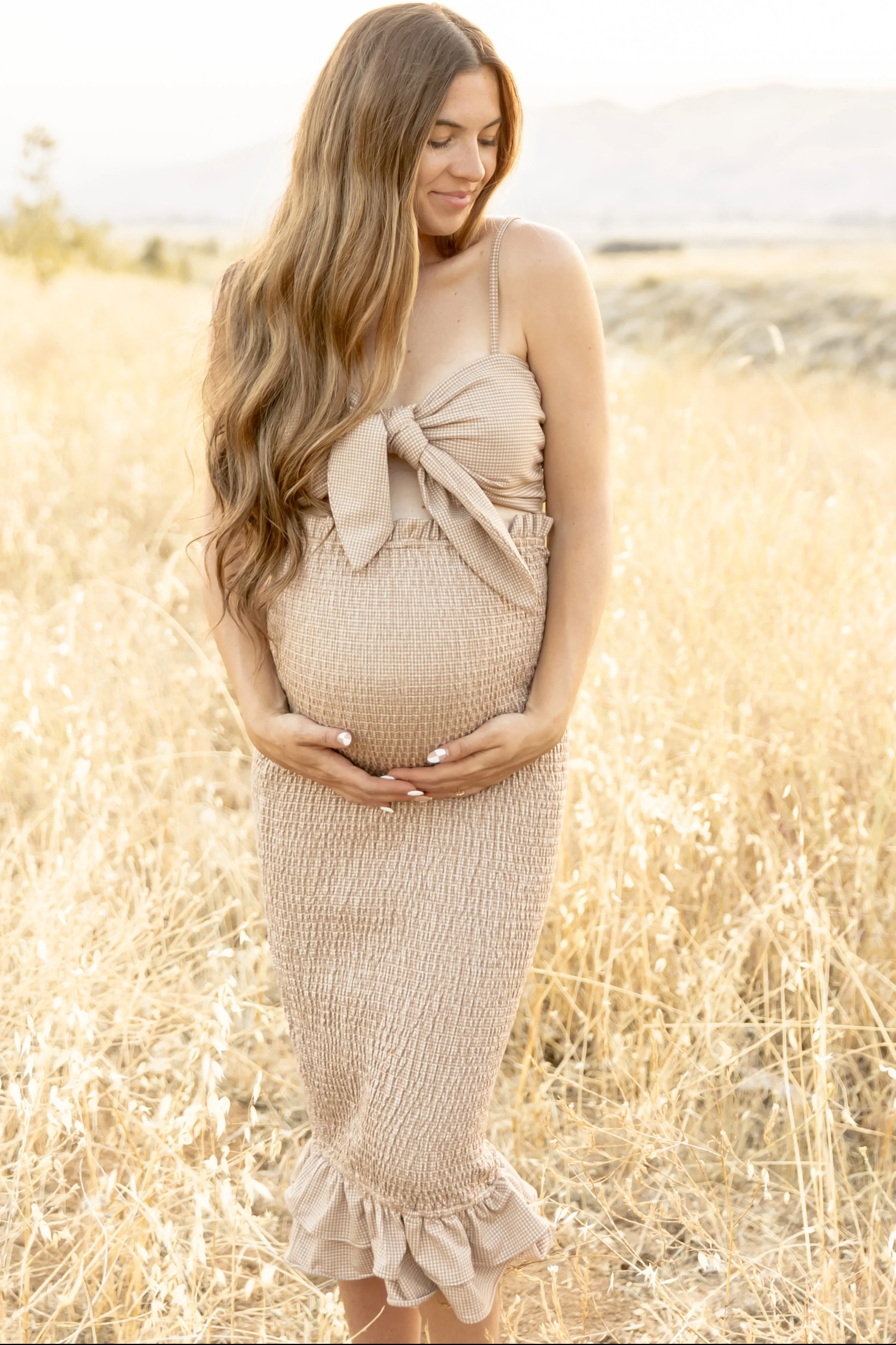 Mocha Gingham Print Smocked Fitted Self-Tie Maternity Midi Dress - Image 7