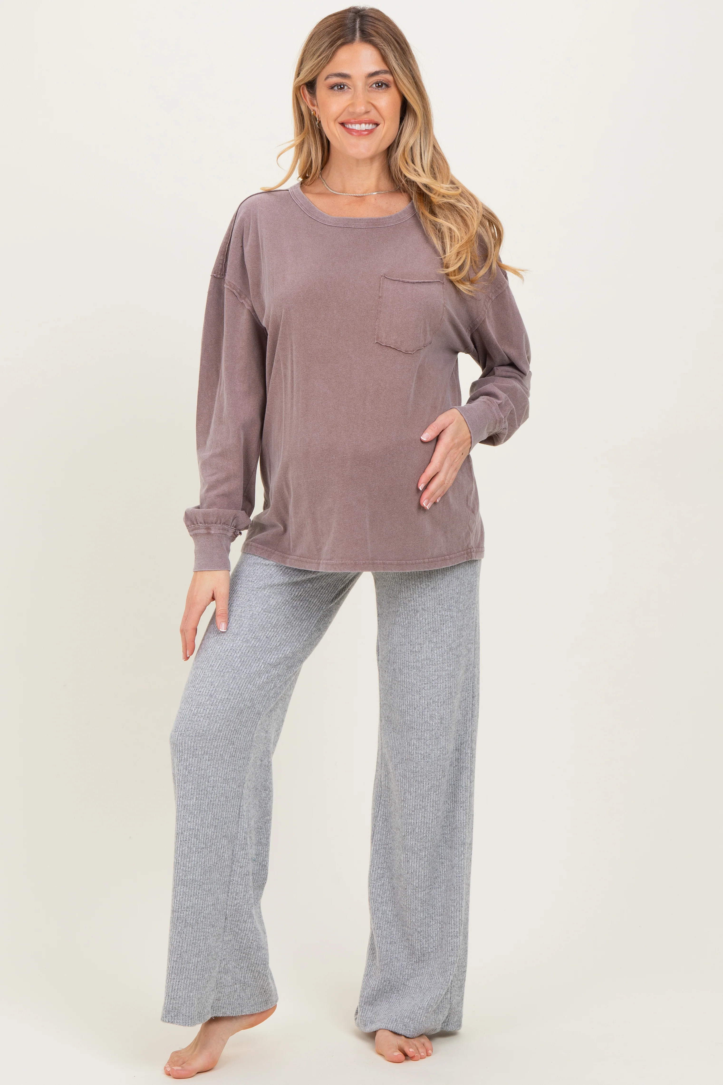 Mocha Oversized Washed Long Sleeve Pocket Maternity Top - Image 3
