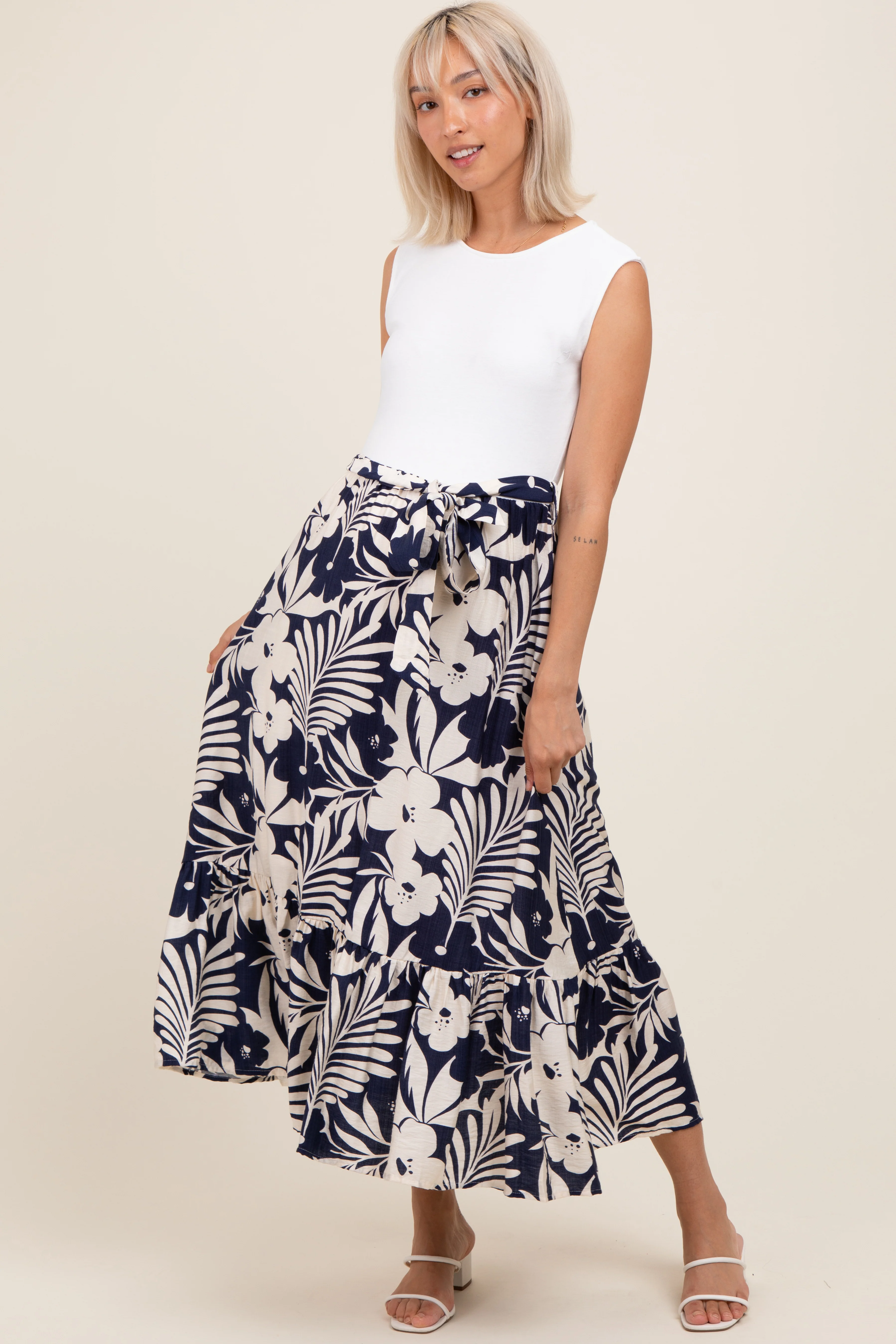 Navy Floral Contrast Top Sash Tie Sleeveless Maternity Midi Dress - Image 2