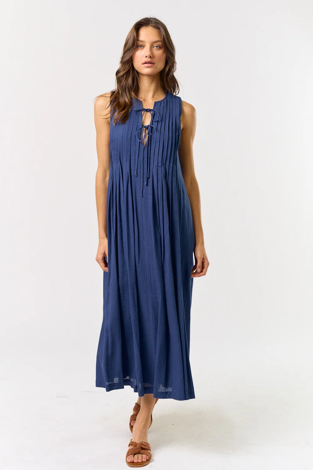 Navy Pleated Double Front Tie Sleeveless Maternity Midi Dress - Image 5