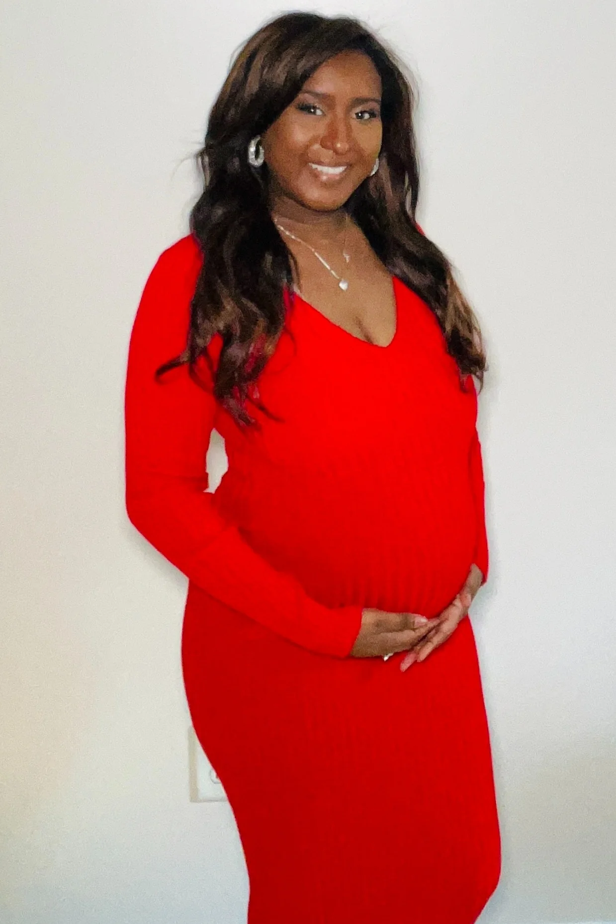 Red V-Neck Long Sleeve Fitted Maternity Maxi Dress - Image 3