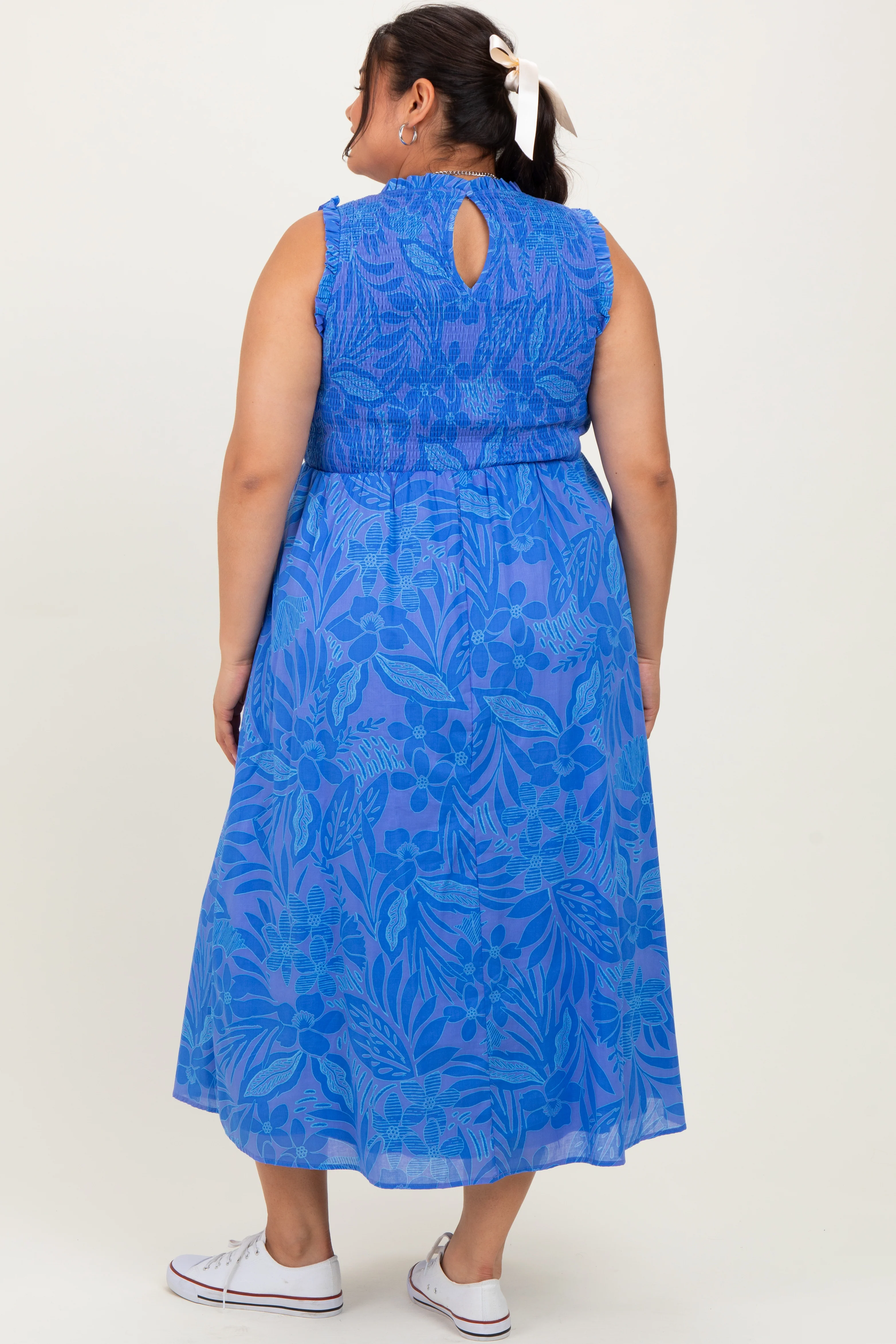 Royal Blue Floral Smocked Sleeveless Plus Midi Dress - Image 3