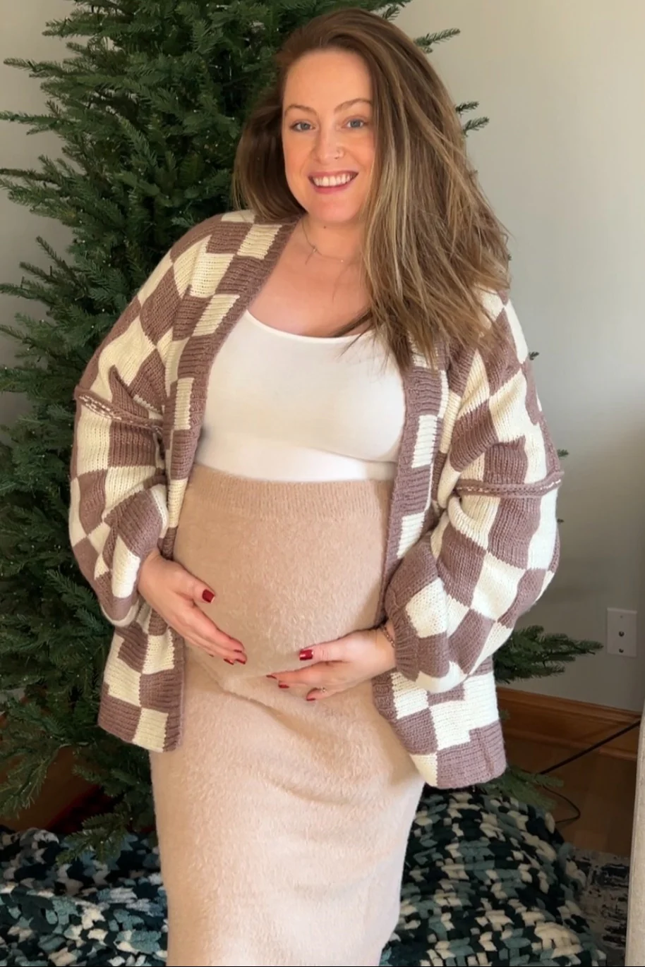 Taupe Checkered Print Oversized Maternity Cardigan - Image 5