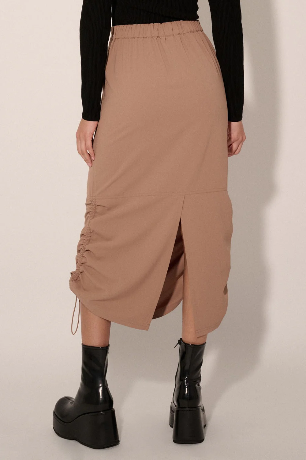Taupe Solid Drawstring Side Back Elastic Midi Skirt - Image 4