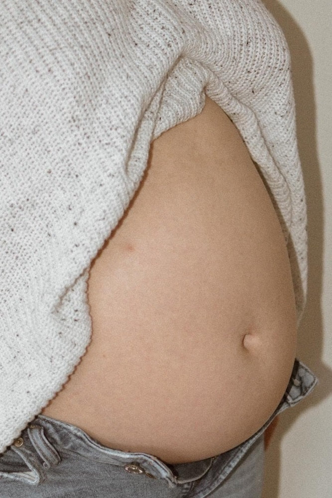 White Speckled Oversized Maternity Sweater - Image 5